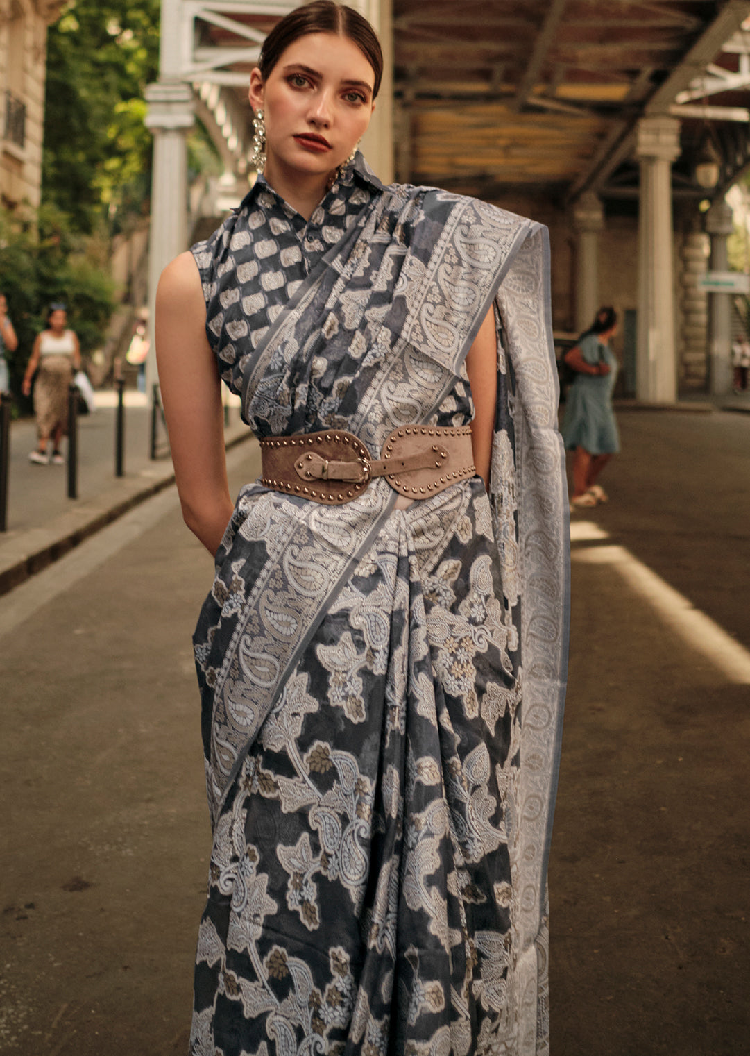 Dark Grey Woven Handloom Chikankari Lucknowi Organza Silk Saree