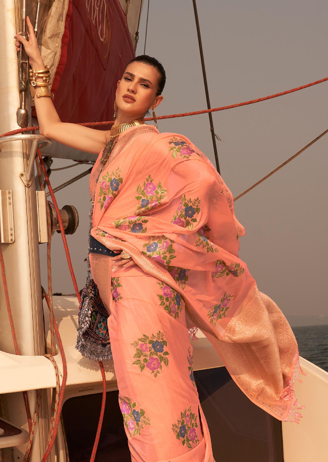 Peach Woven Pure Handloom Chinon Chiffon Banarasi Saree