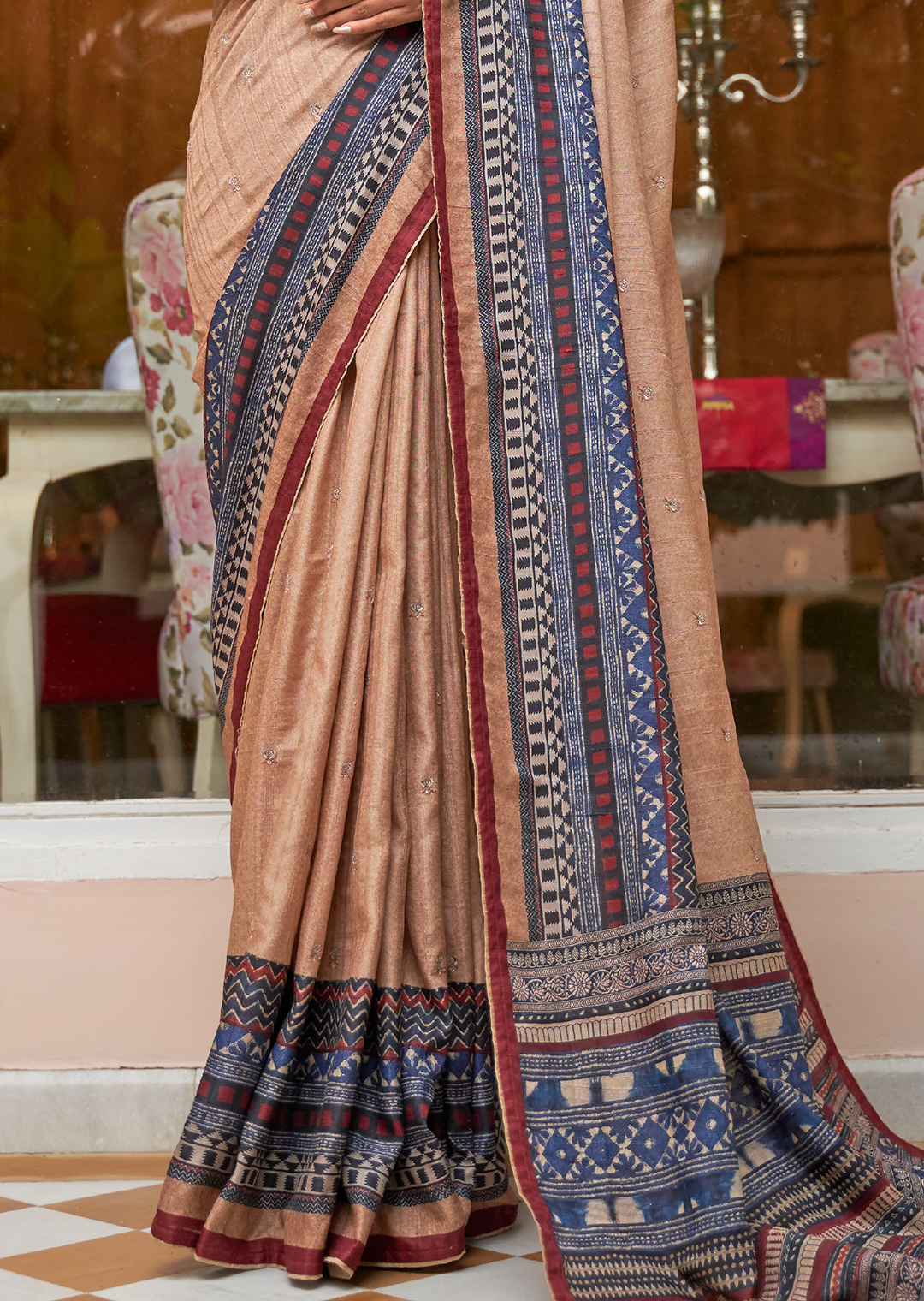 Beige Woven Pure Handloom Khaddi Jute Silk Saree