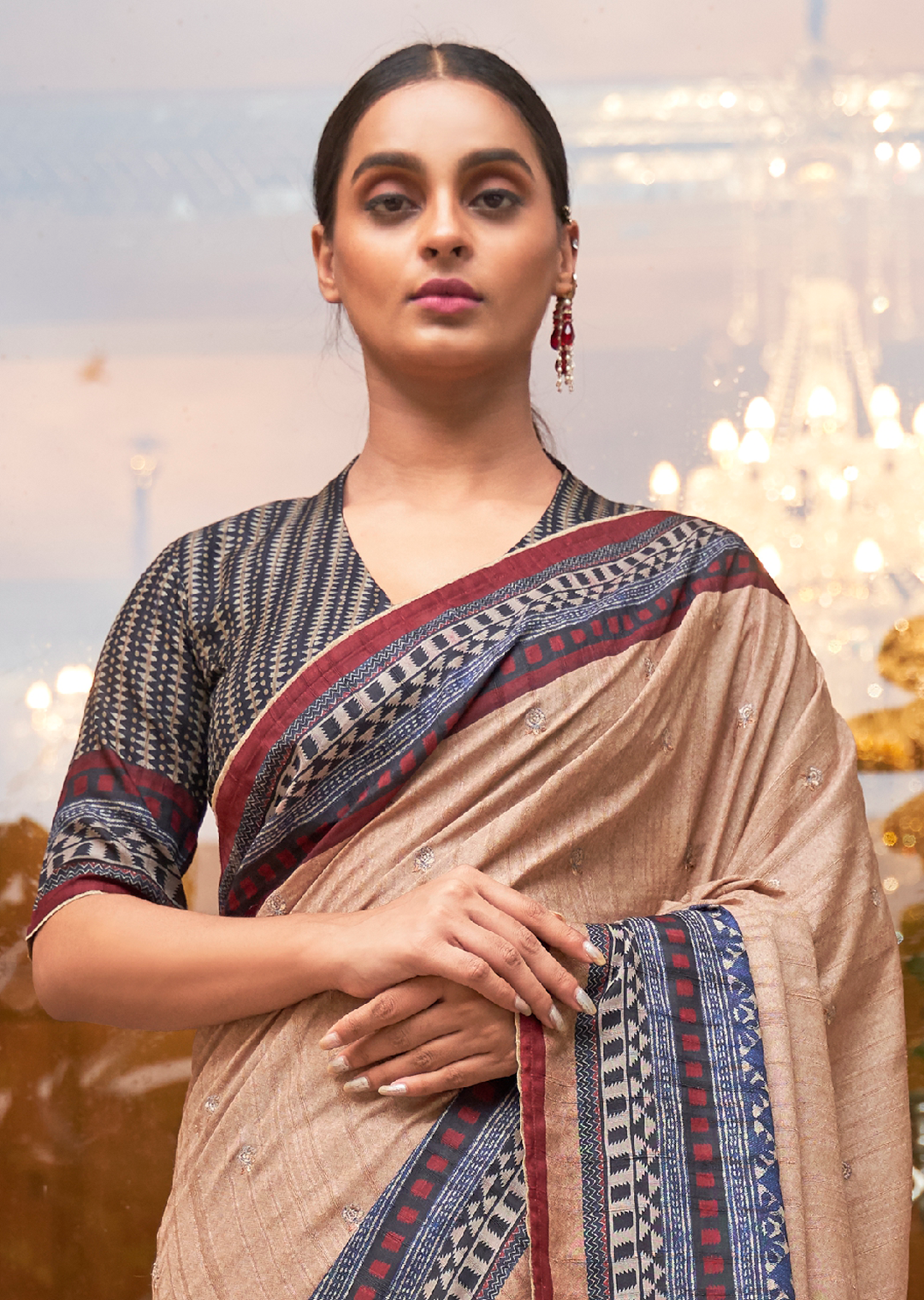 Beige Woven Pure Handloom Khaddi Jute Silk Saree