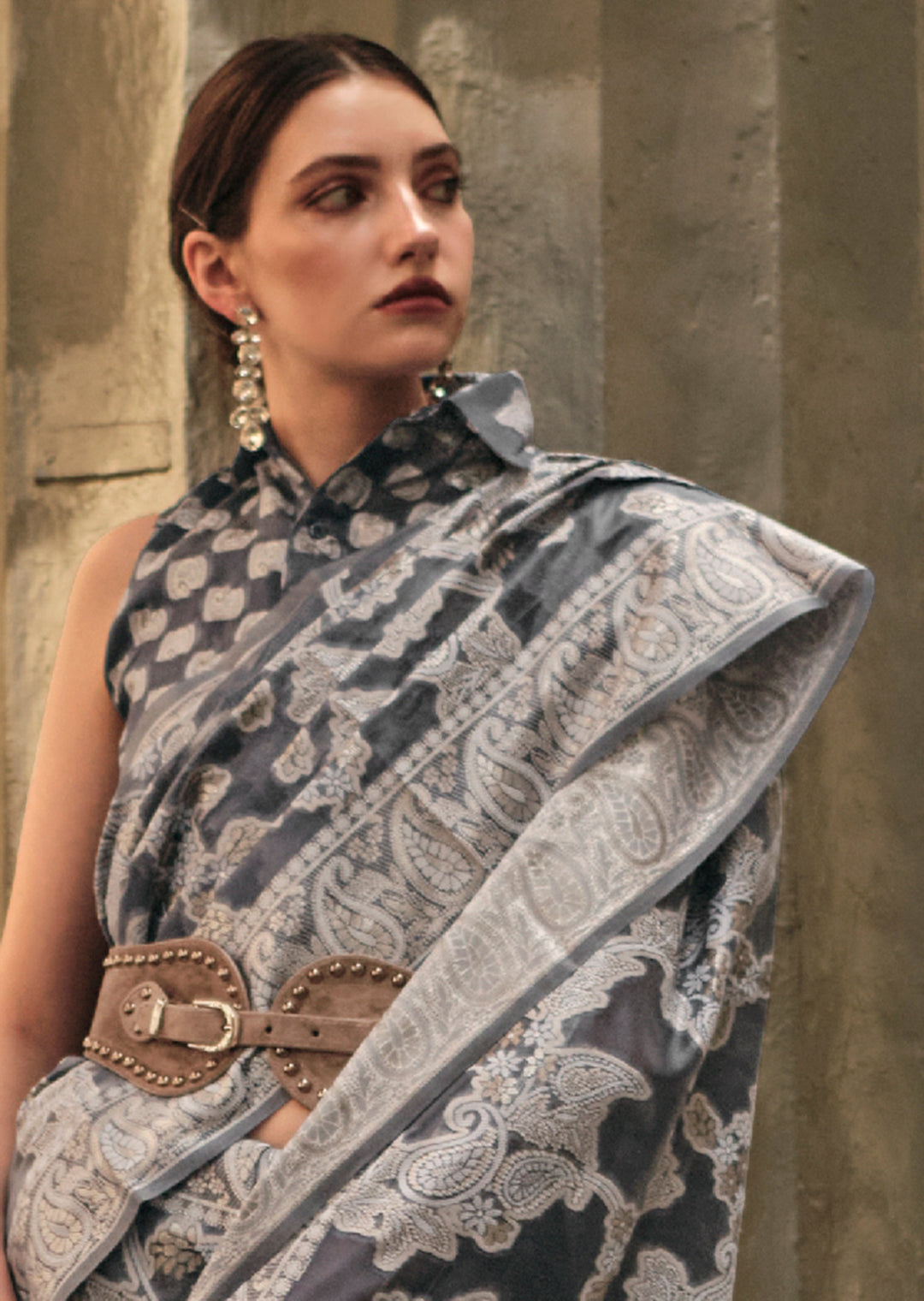 Dark Grey Woven Handloom Chikankari Lucknowi Organza Silk Saree