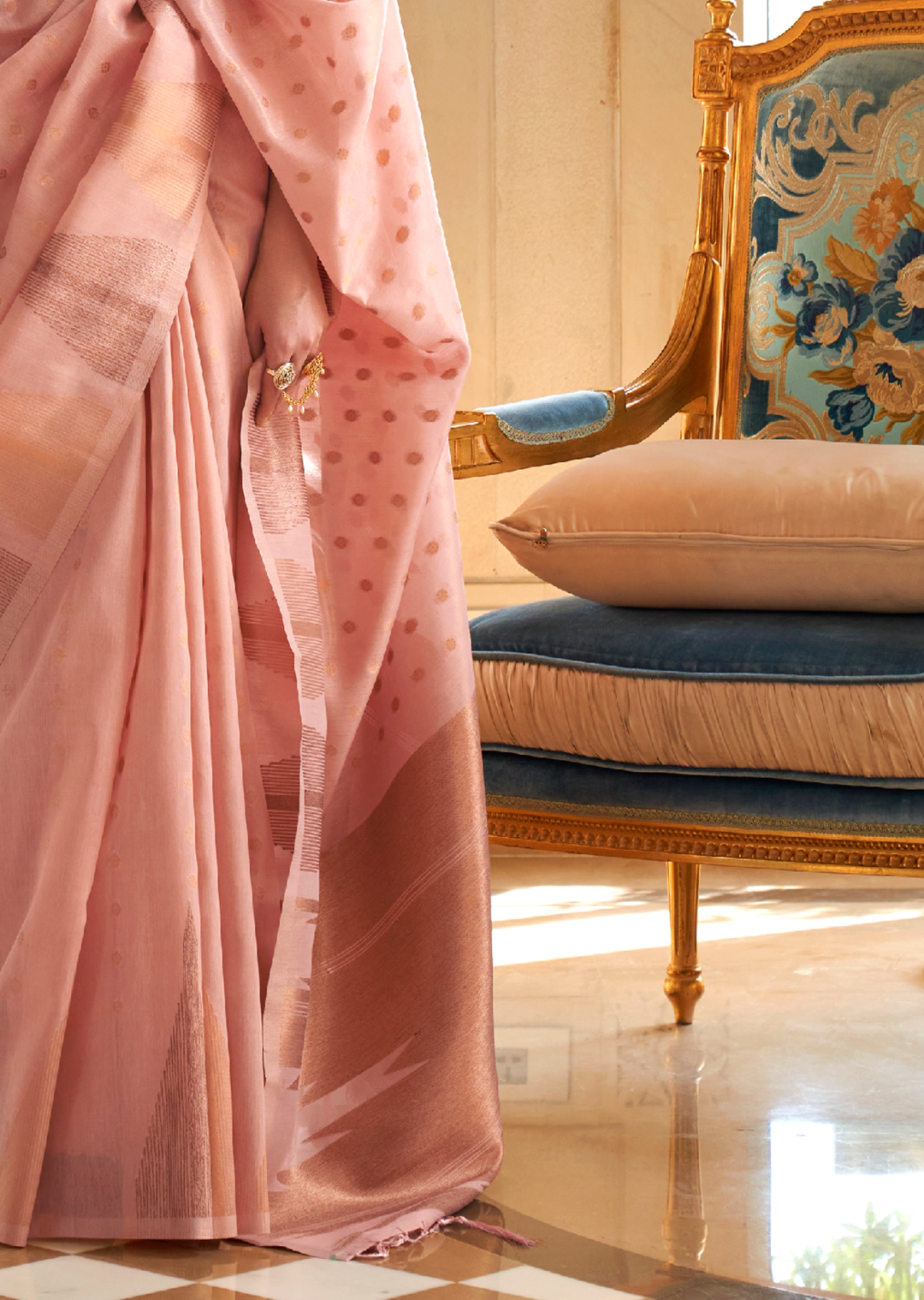 PEACH PINK ZARI WOVEN PURE HANDLOOM KHICHA TISSUE SILK SAREE