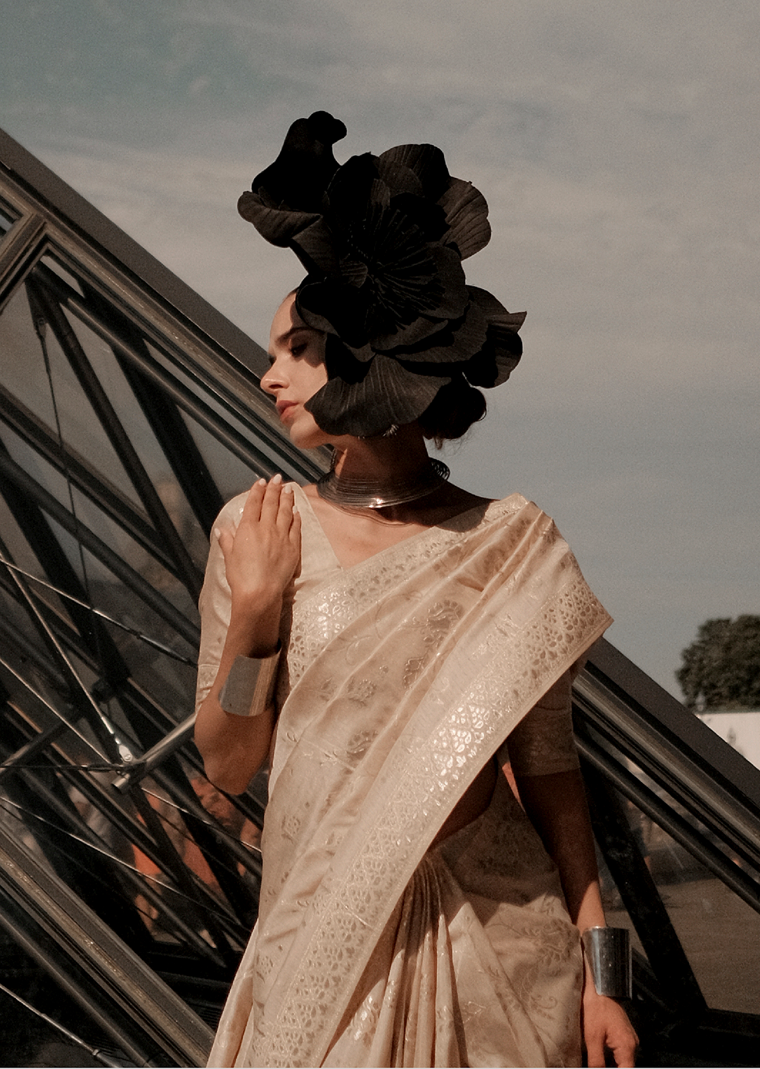 Champaign White	Gota Woven Pure Handloom Silk Saree