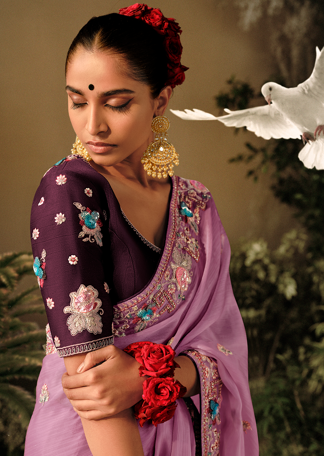OYSTER PINK WOVEN HEAVY EMBROIDERED PREMIUM DESIGNER SILK SAREE