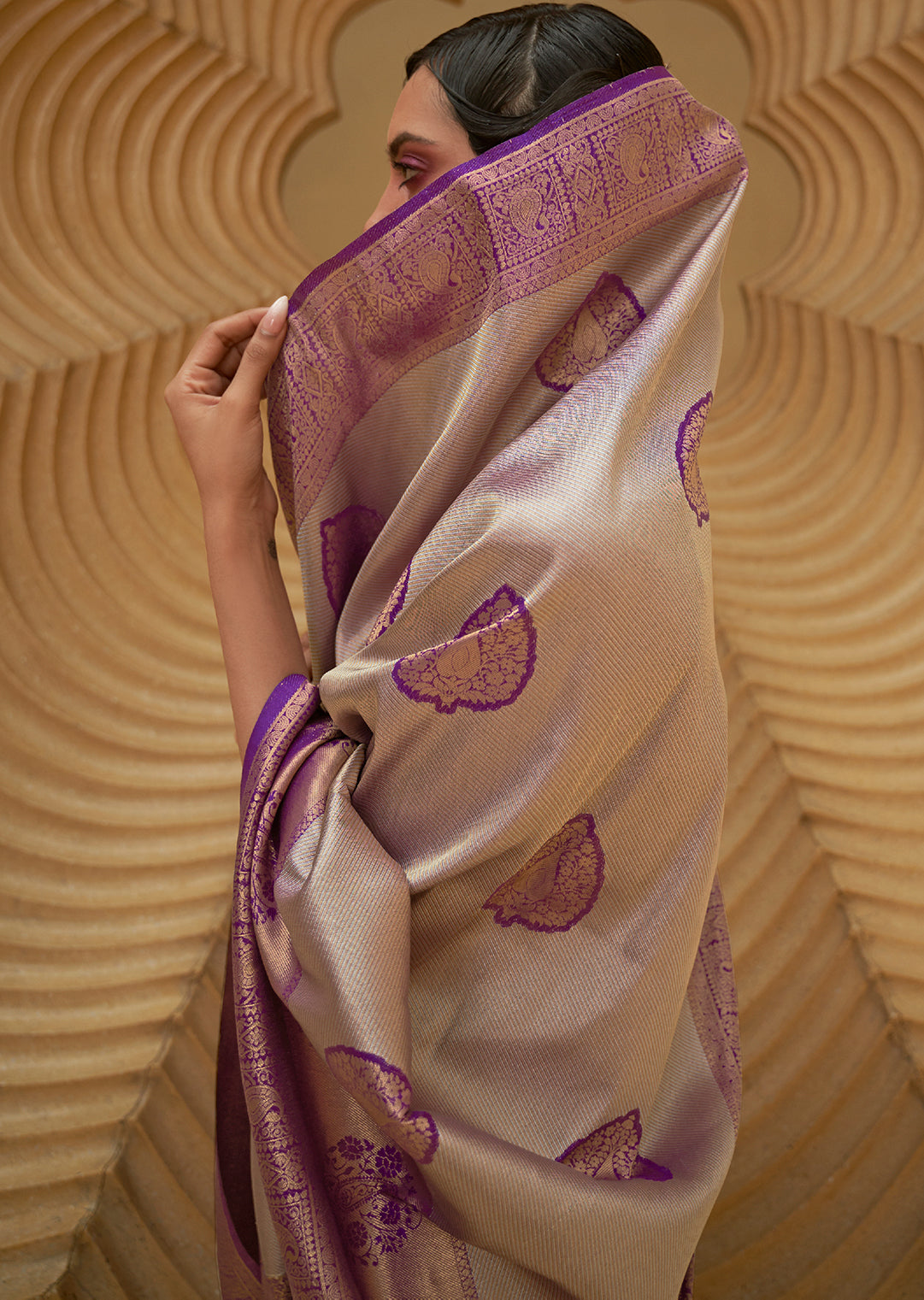 Purple Zari Woven Two Tone Handloom Kanjivaram Silk Saree