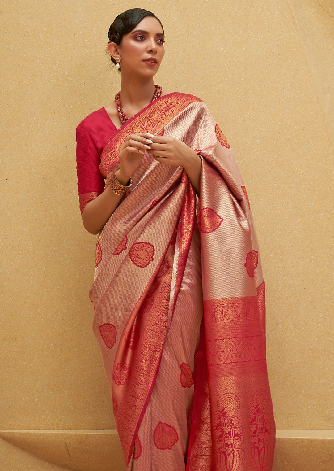 Red	Zari Woven Two Tone Handloom Kanjivaram Silk Saree