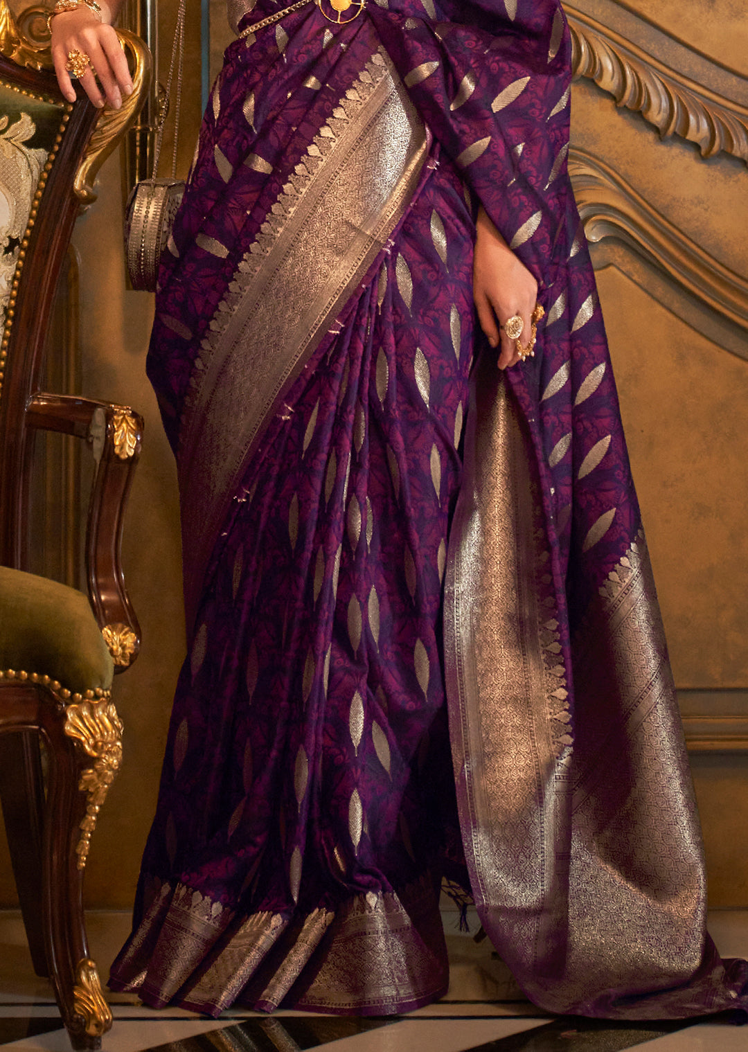 Plum Purple Zari Woven Handloom Pure Banarasi Satin Silk Saree