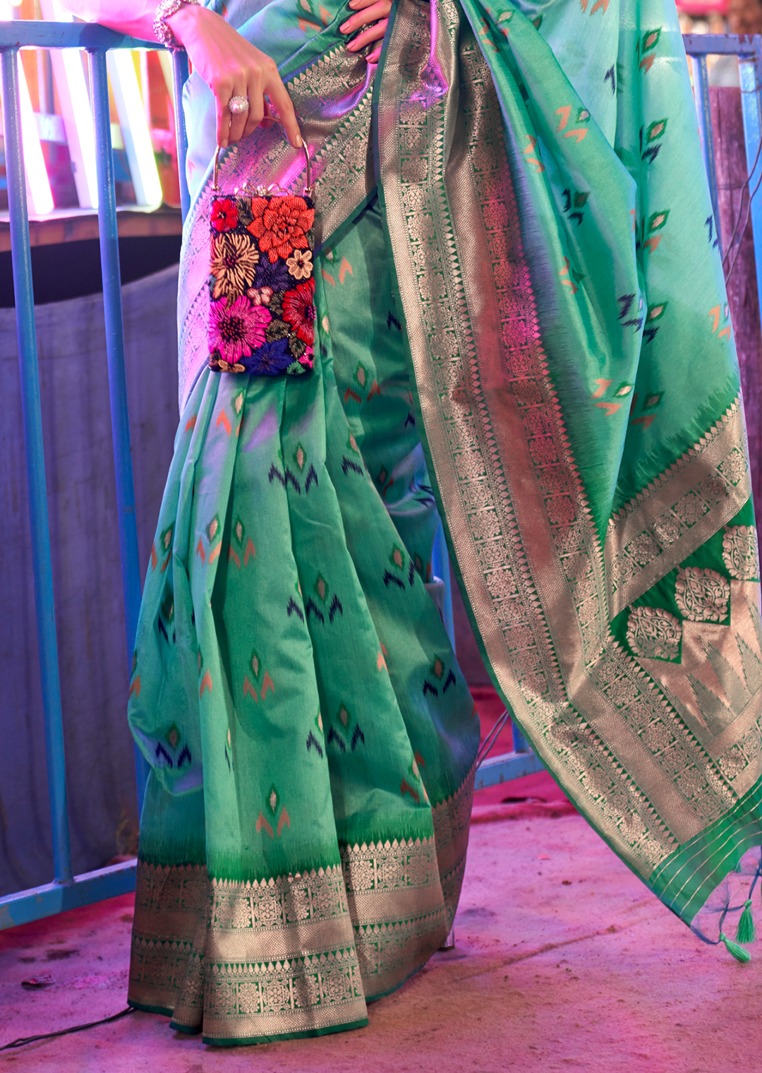 Turquoise Green Woven Pure Handloom Ikat Silk Saree