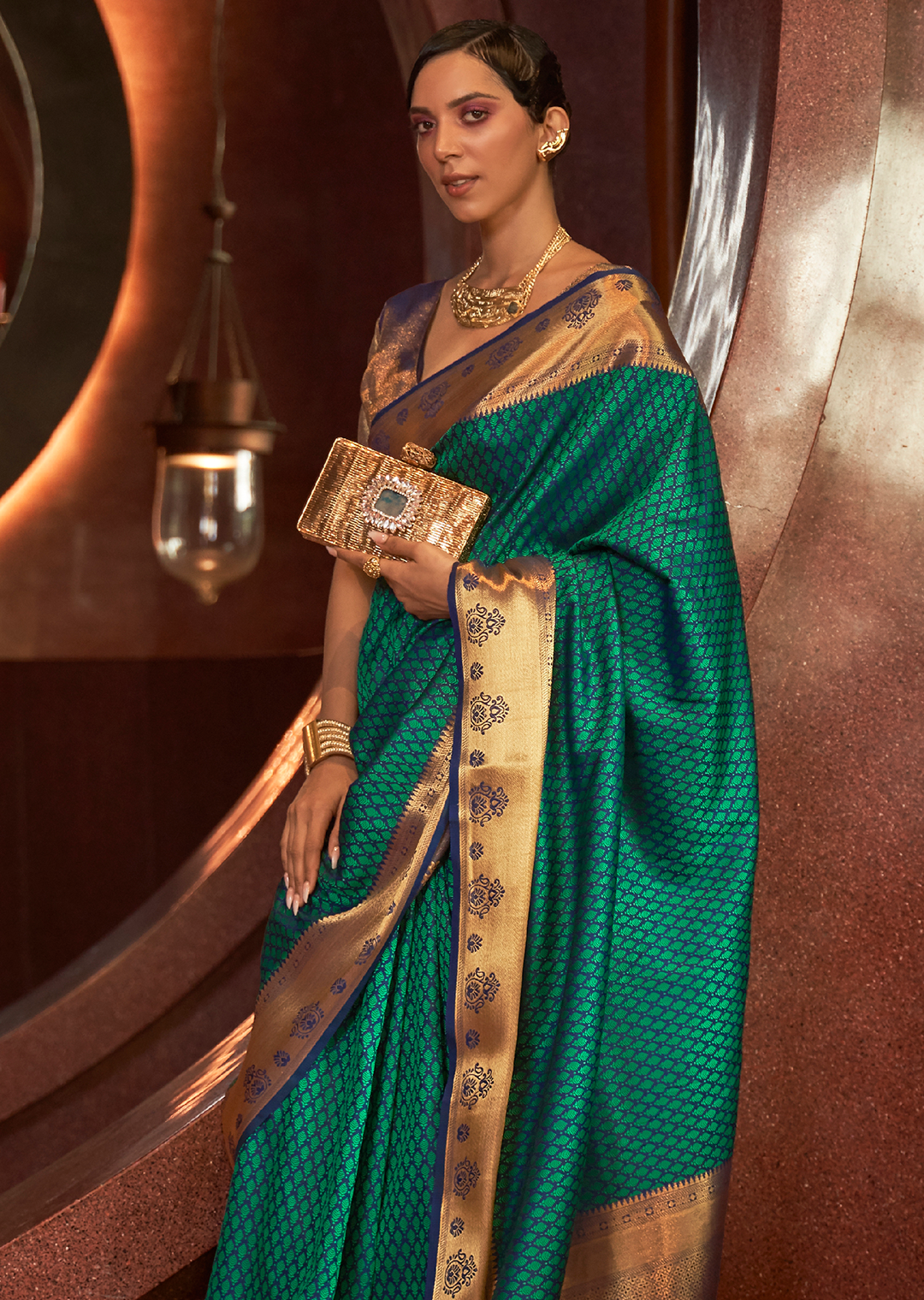 TEAL GREEN	WOVEN HANDLOOM KANJIVARAM SILK SAREE