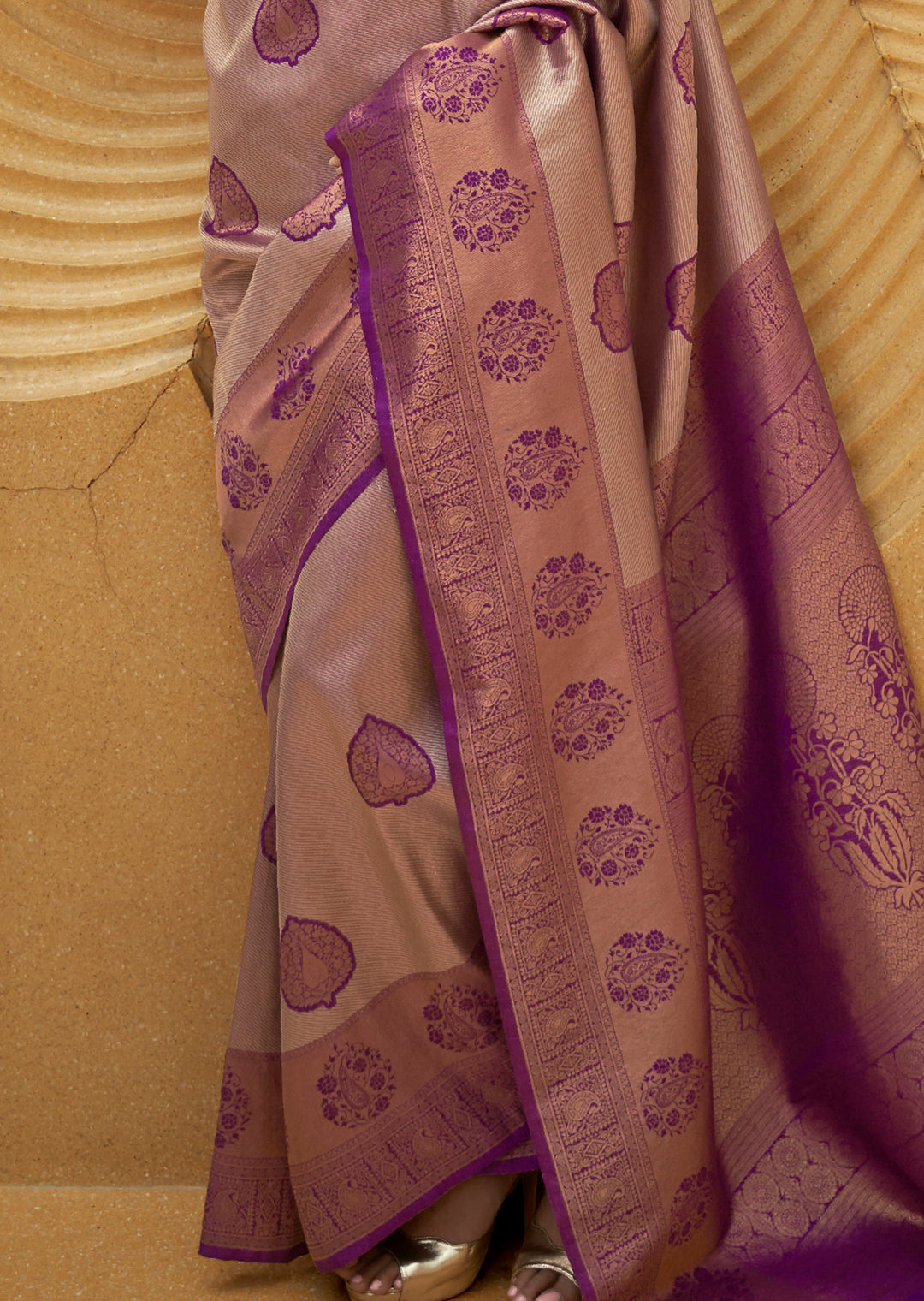 Purple Zari Woven Two Tone Handloom Kanjivaram Silk Saree