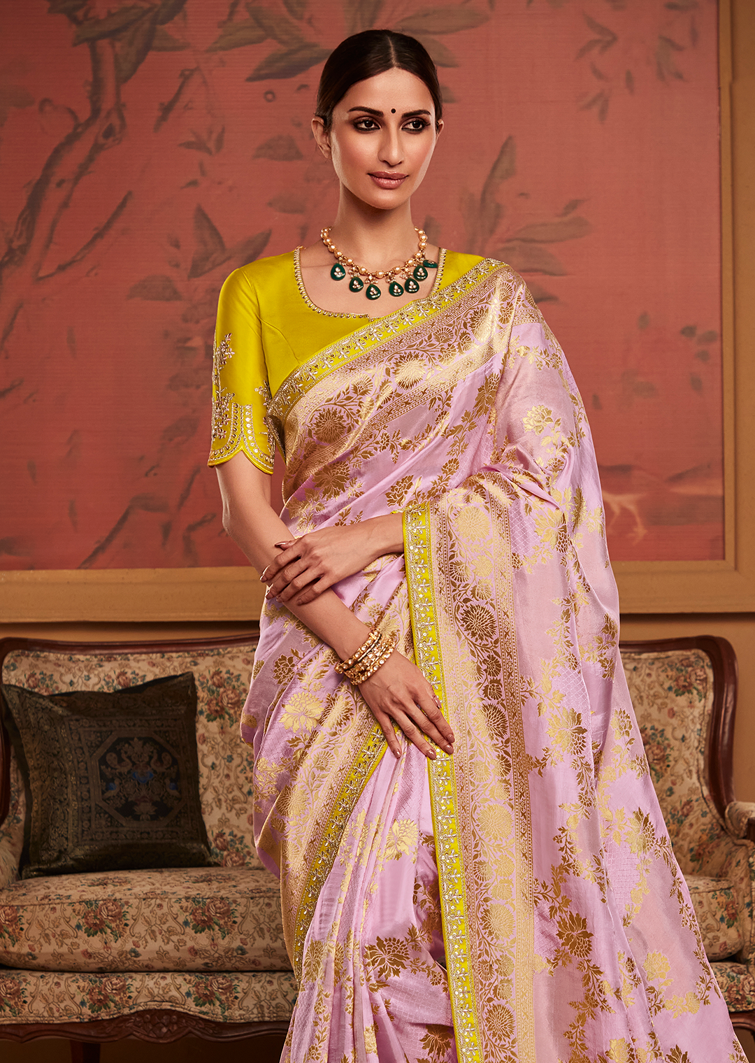 LILAC PURPLE  PURE CREPE SILK DESIGNER BANARASI SAREE