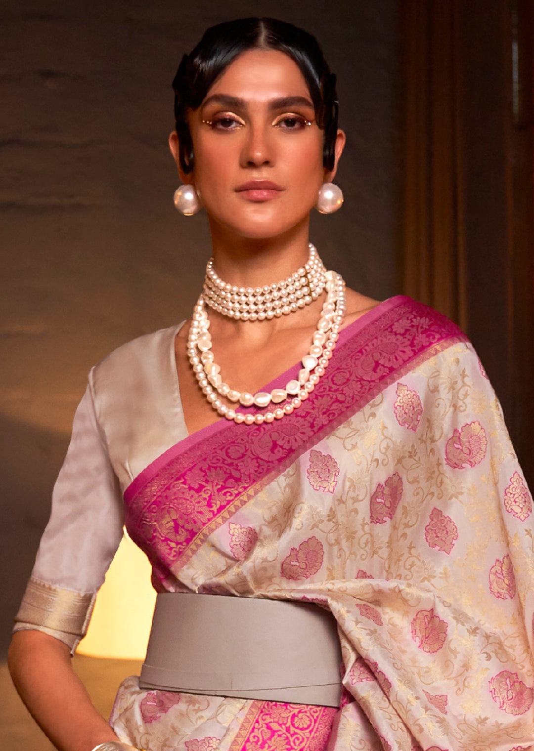White Zari Woven Pure Handloom Kanjivaram Silk Saree