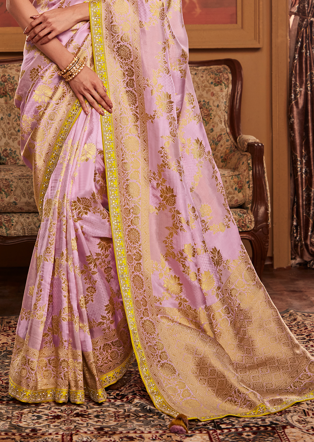 LILAC PURPLE  PURE CREPE SILK DESIGNER BANARASI SAREE