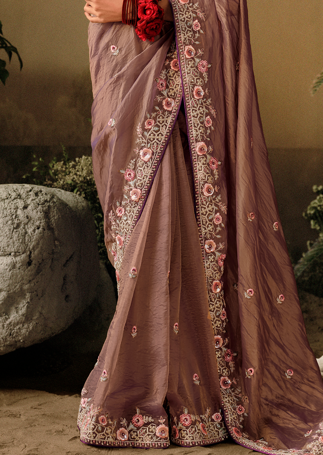 COPPER BROWN WOVEN HEAVY EMBROIDERED PREMIUM DESIGNER SILK SAREE