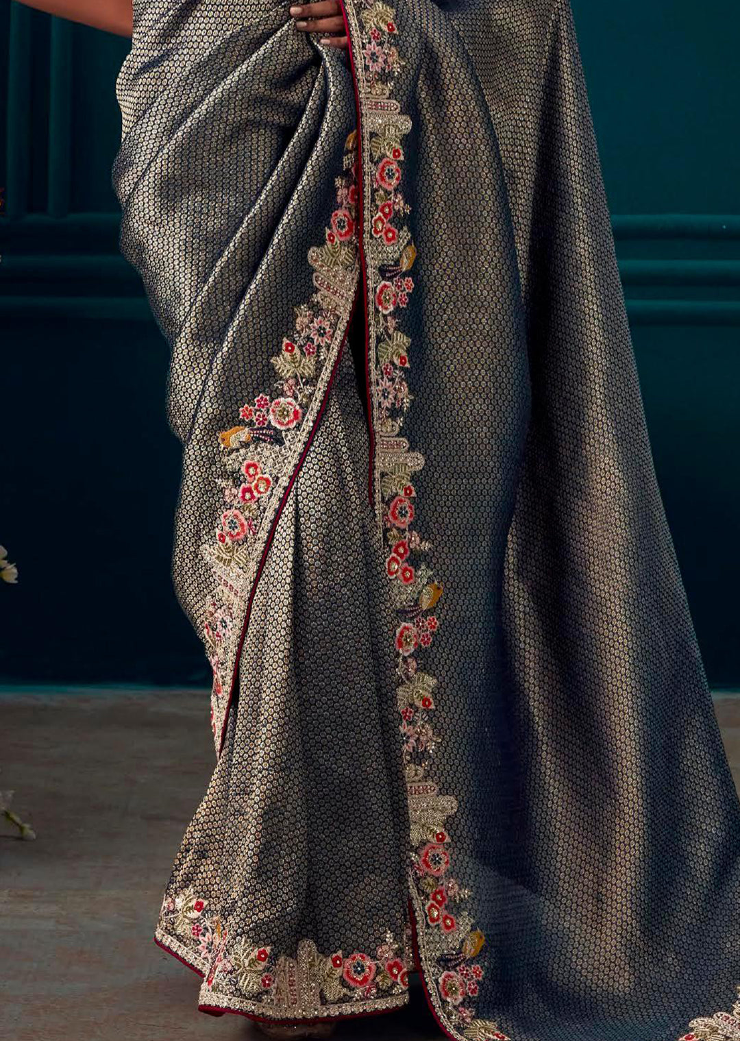 NAVY BLUE HEAVY EMBROIDERED BROCADE DESIGNER KANJIVARAM SILK SAREE