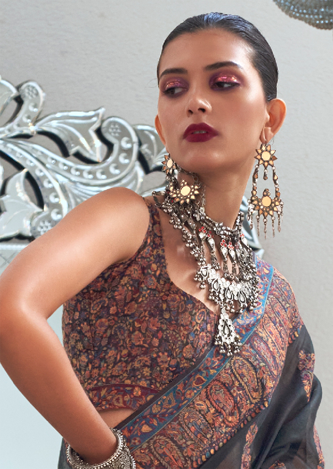 Black Woven Pure Handloom Kashmiri Jamewar Saree