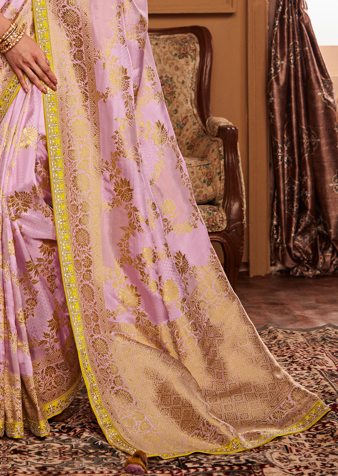 LILAC PURPLE  PURE CREPE SILK DESIGNER BANARASI SAREE