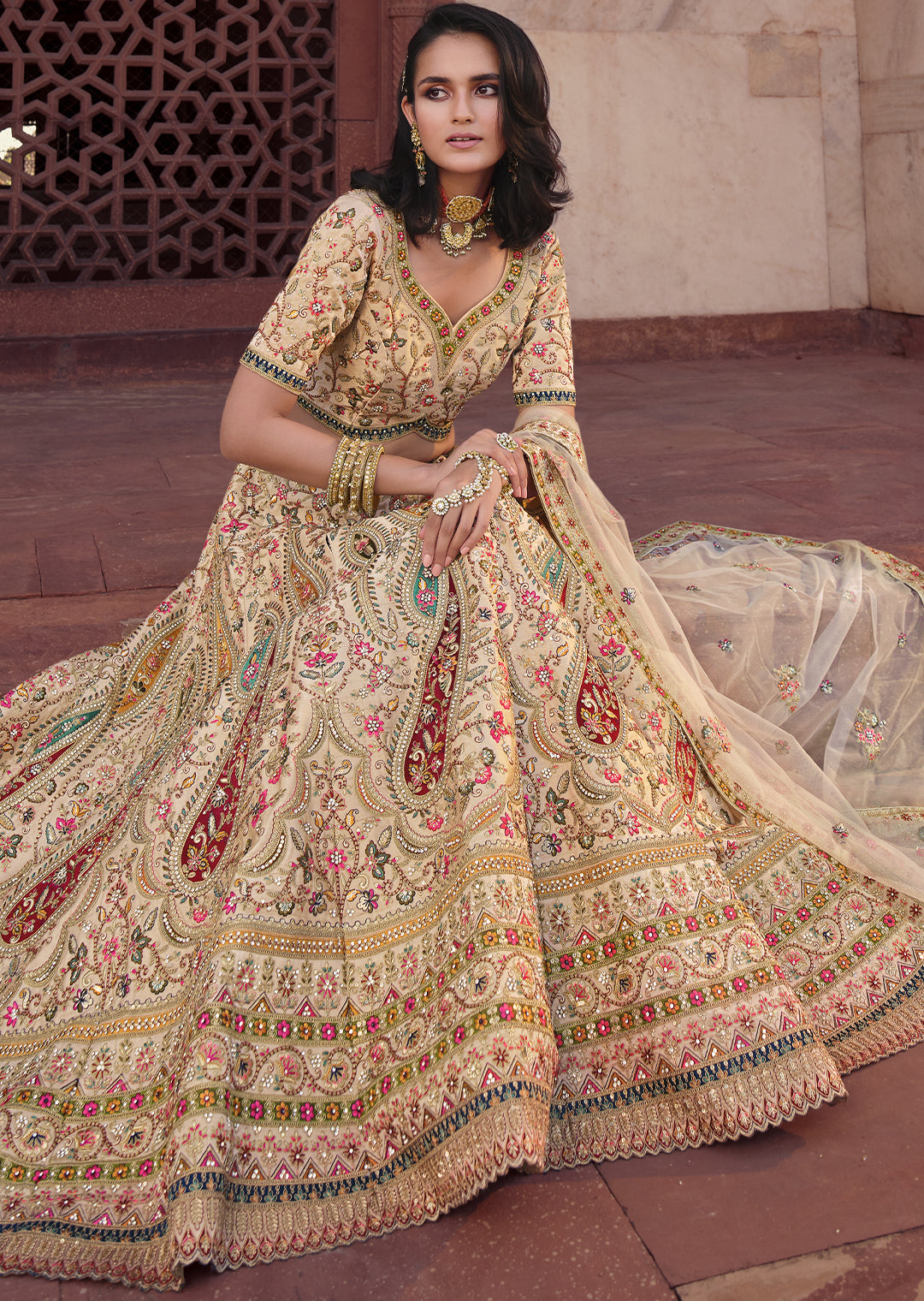 PARCHMENT OFFWHITE	HEAVY EMBROIDERED DESIGNER BRIDAL LEHENGA