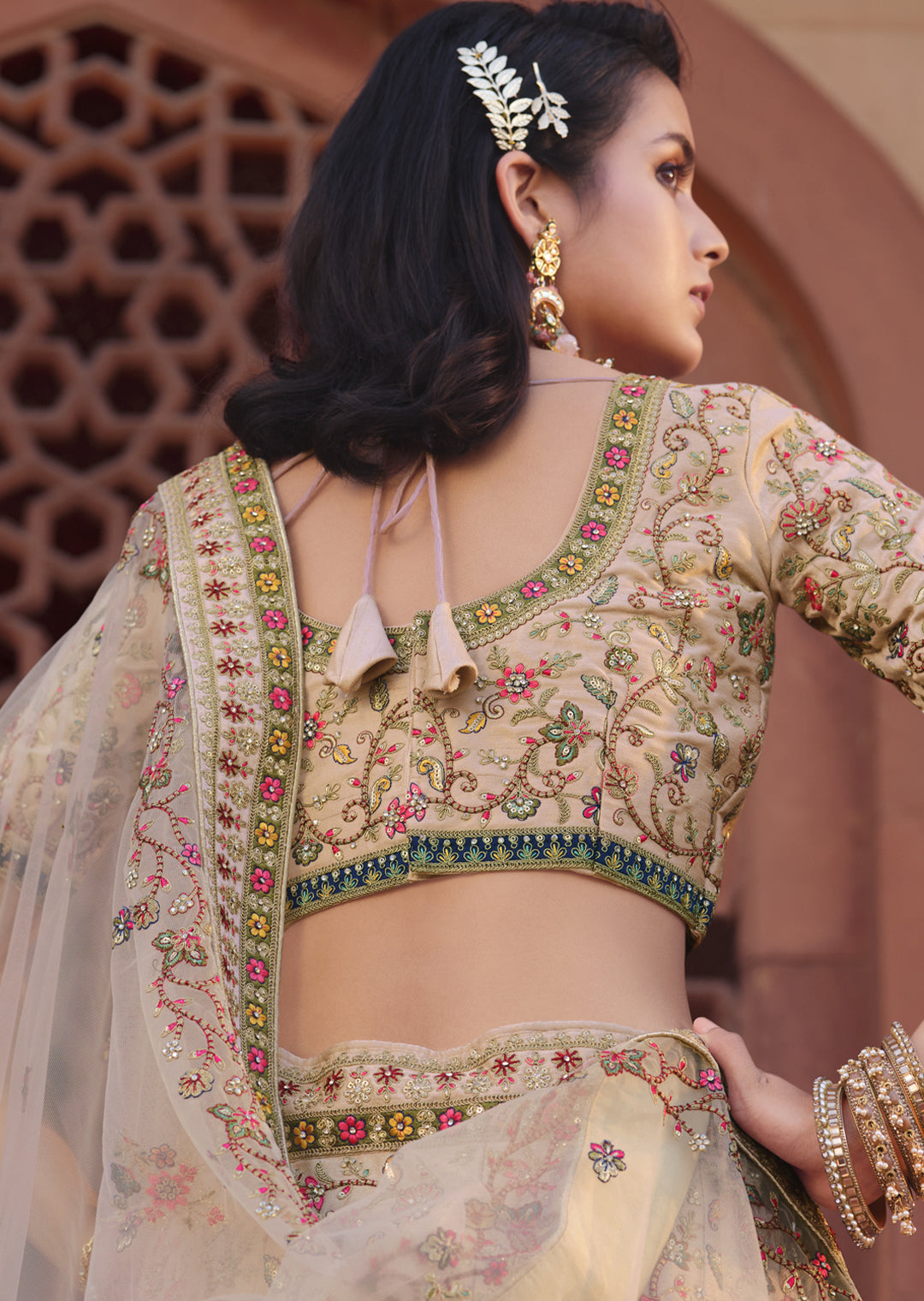 PARCHMENT OFFWHITE	HEAVY EMBROIDERED DESIGNER BRIDAL LEHENGA