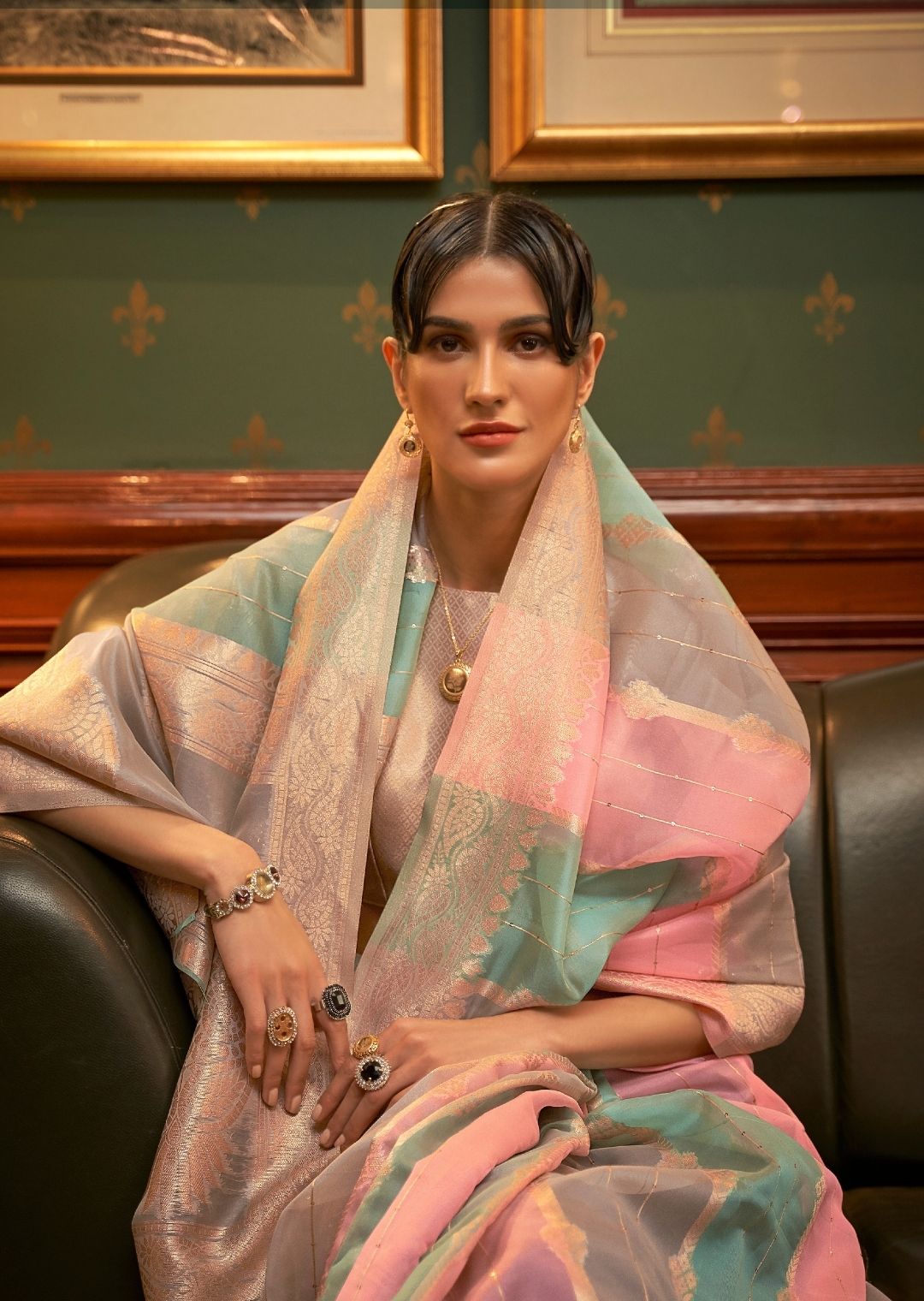 Cloud Gray & Pink Zari Woven Pure Handloom Organza Silk Saree With Sequins Work
