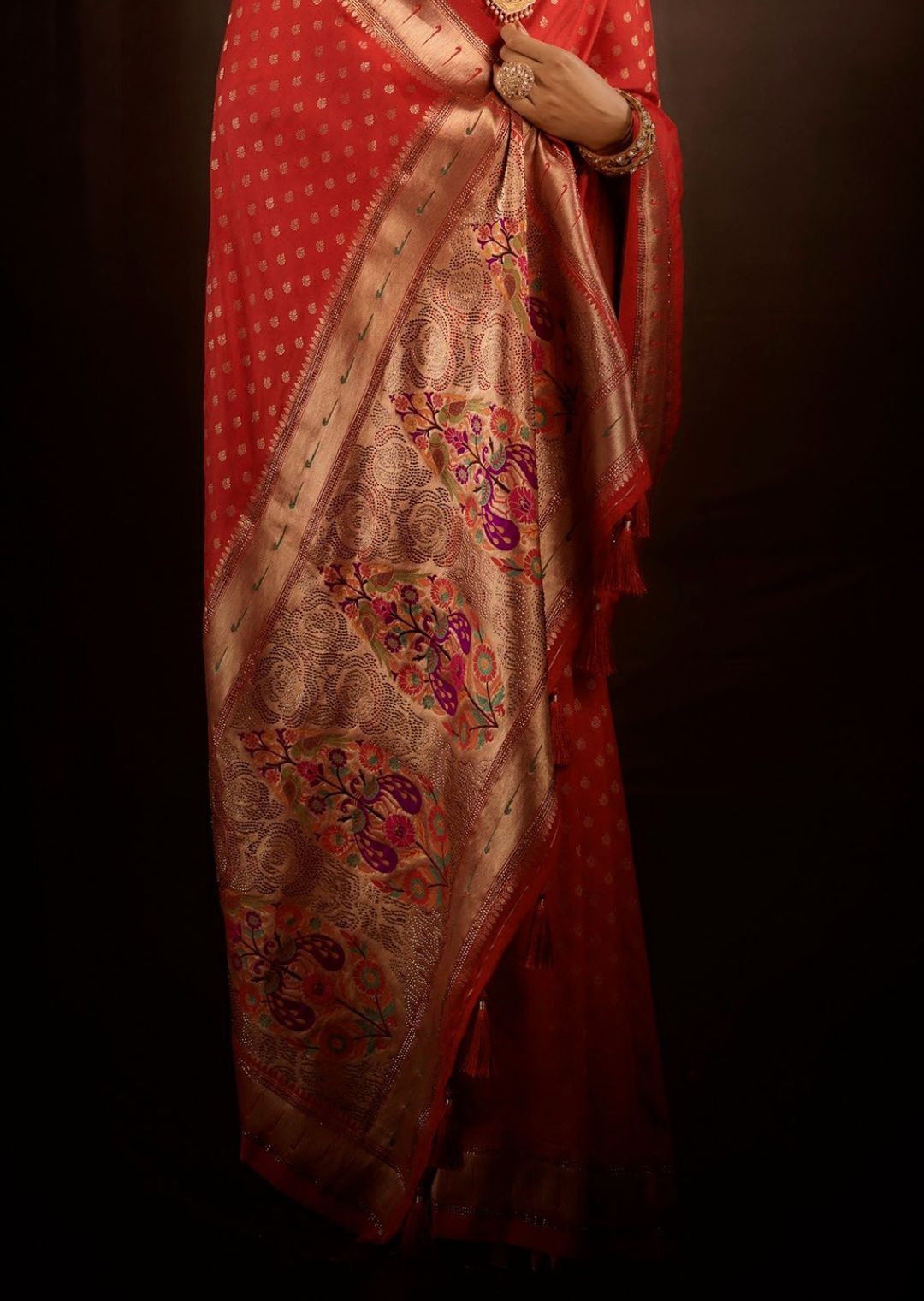 Coral Red Zari Woven Traditional Peshwai Paithani Silk Saree With Swarovski Work