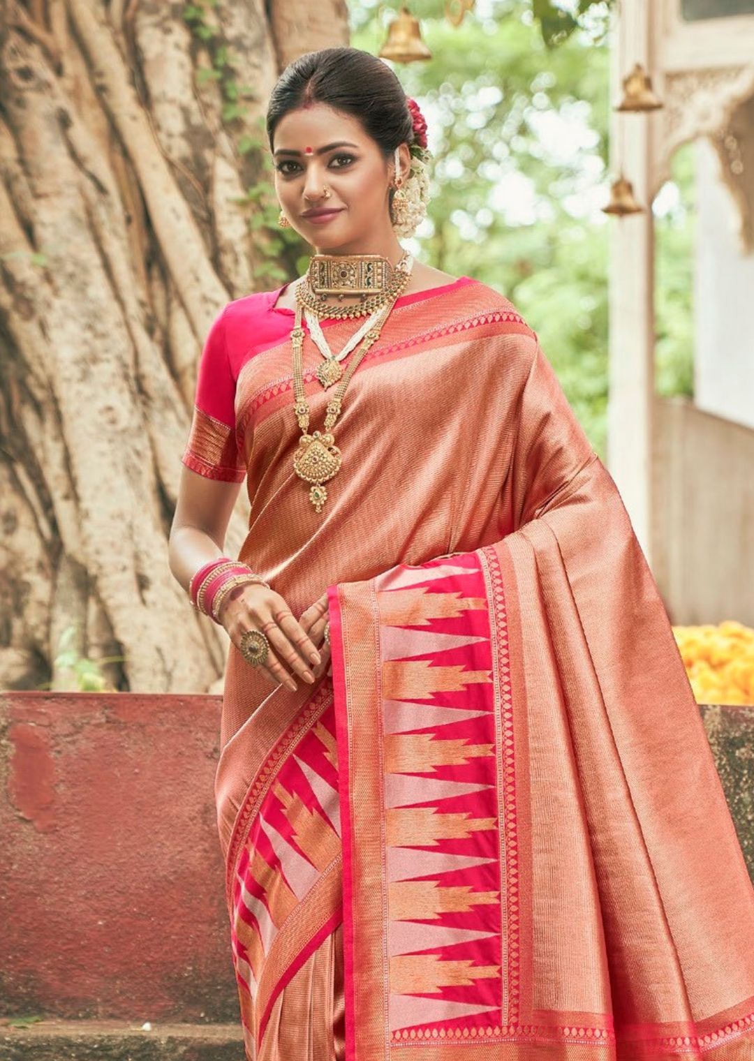 Golden Deep Punch Pink Woven Kanjivaram Silk Saree