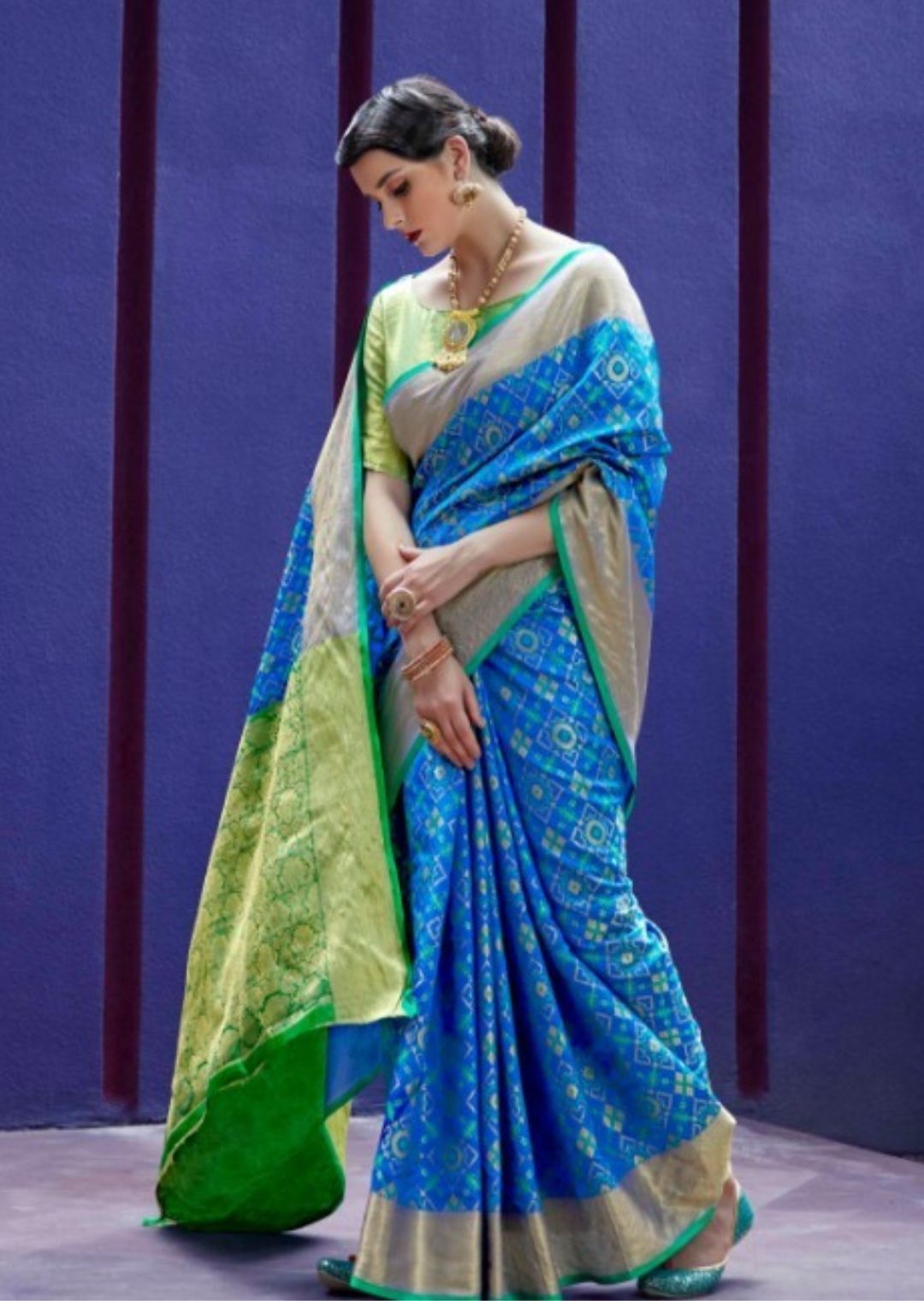 Blue & Green Woven Traditional Patola Silk Saree