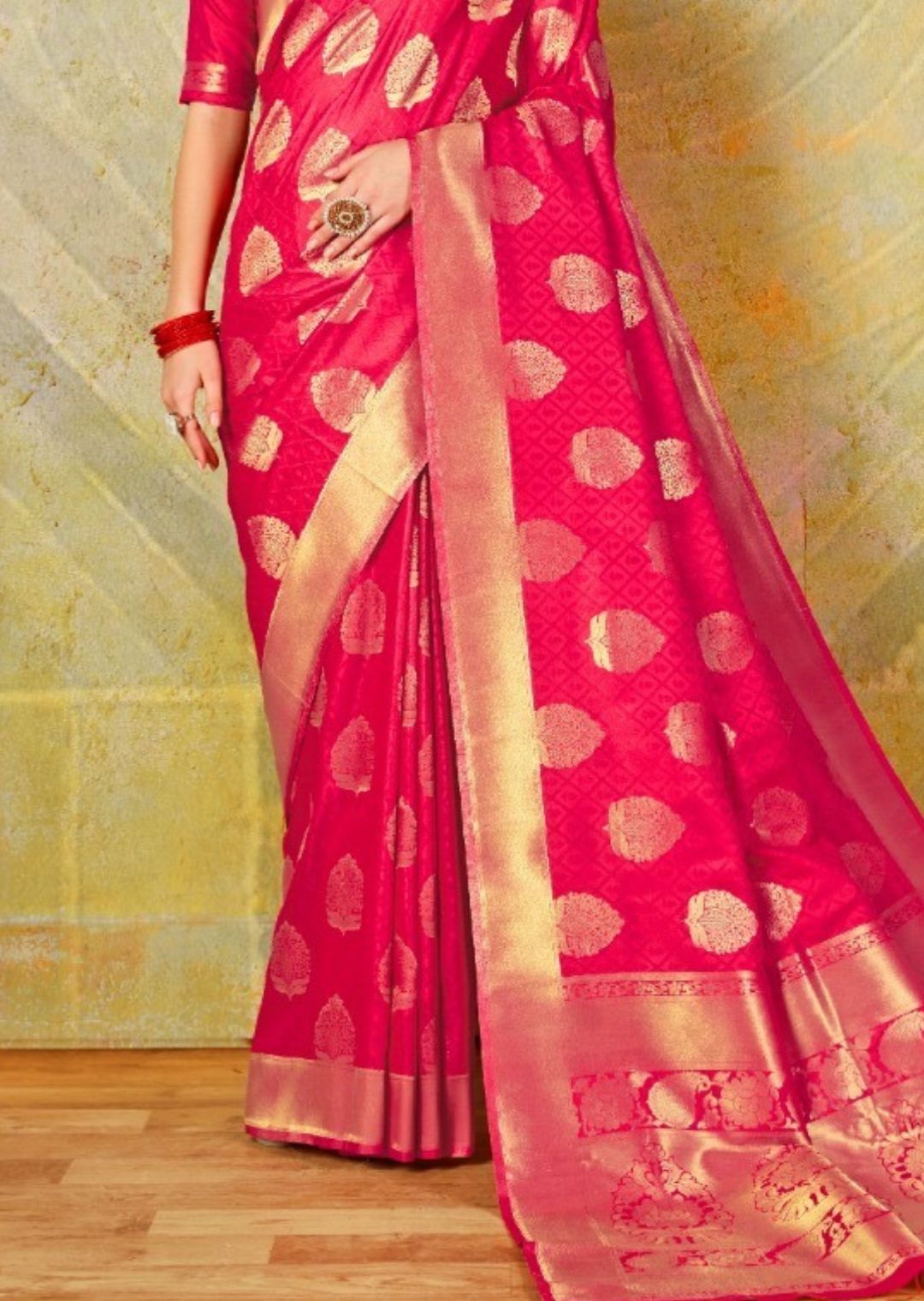 Pearl White Woven Banarasi Silk Saree