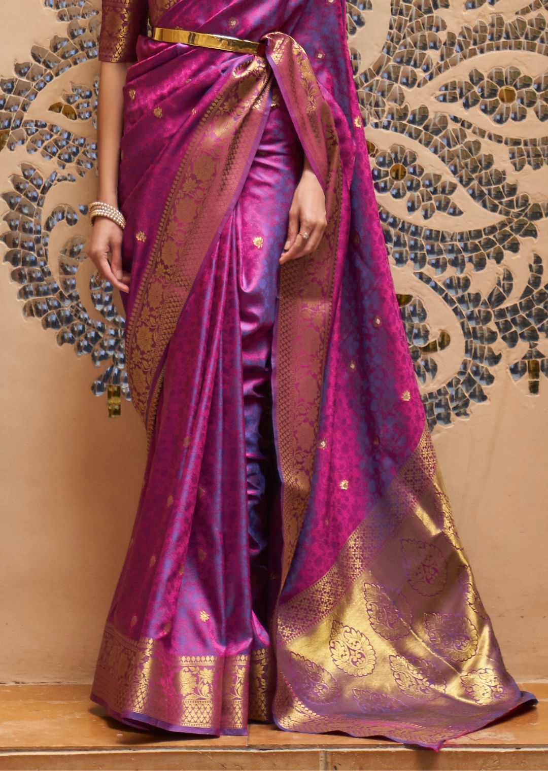Magenta Purple Woven Handloom Zari Silk Saree