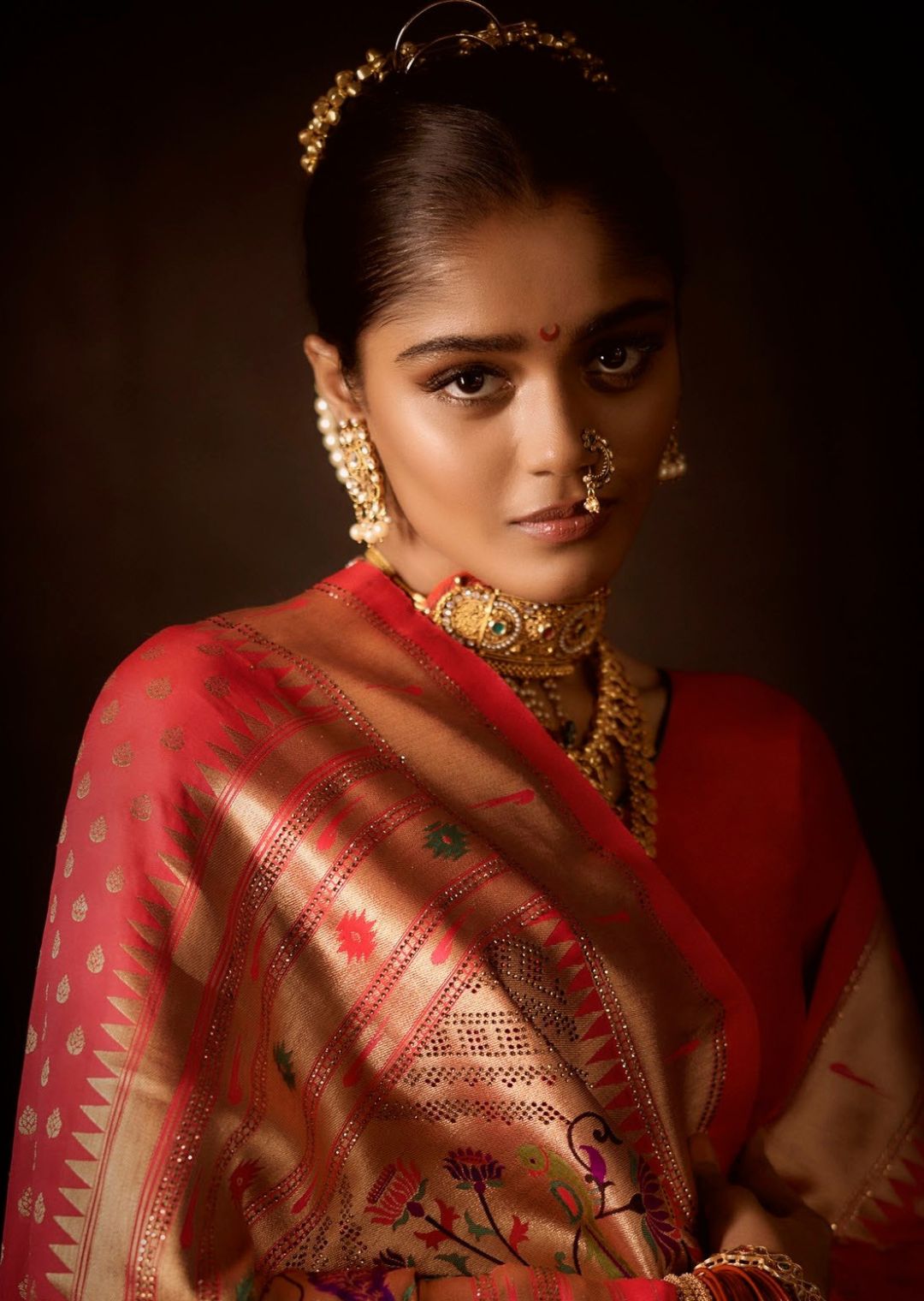 Coral Red Zari Woven Traditional Peshwai Paithani Silk Saree With Swarovski Work