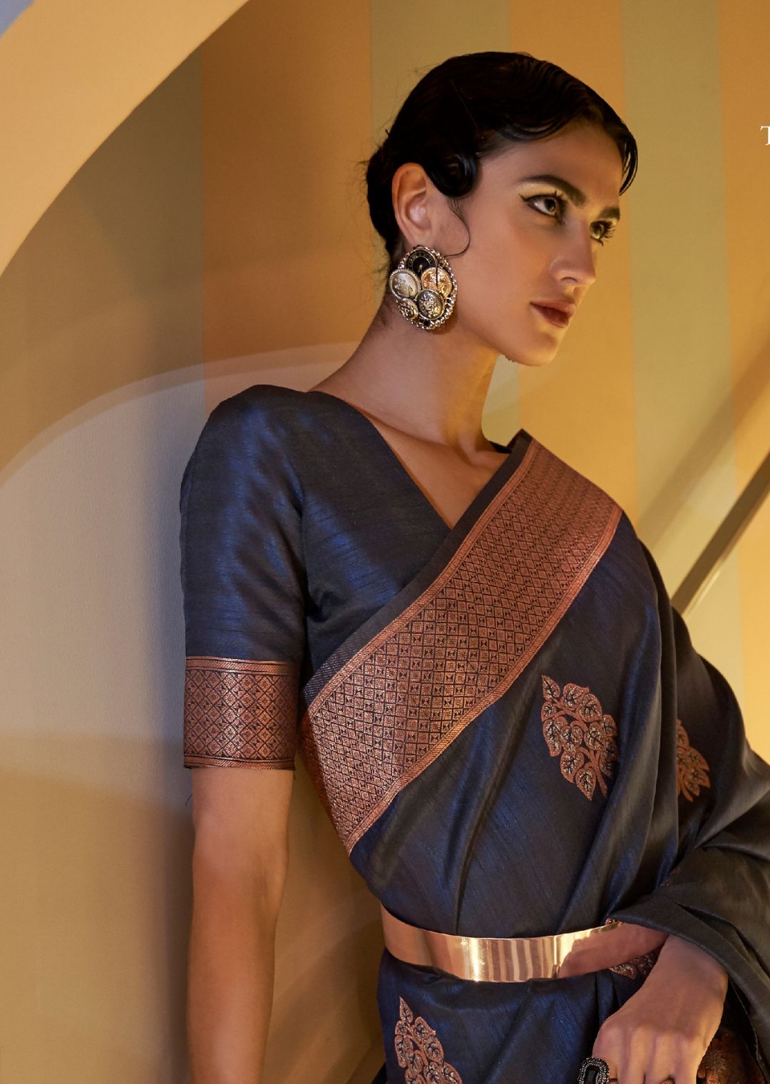 Navy Blue Zari Woven Pure Handloom Banarasi Silk Saree