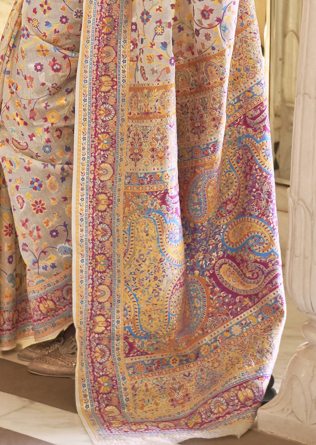 PEARL WHITE RESHAM WOVEN KASHMIRI JAMEWAR SILK SAREE