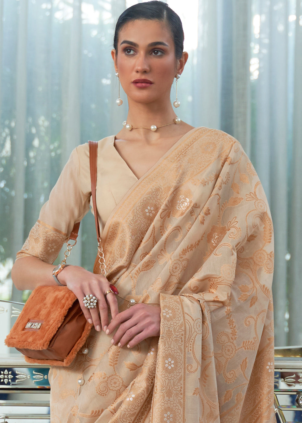 BEIGE OFF WHITE WOVEN PURE CHIKANKARI LUCKNOWI COTTON SAREE
