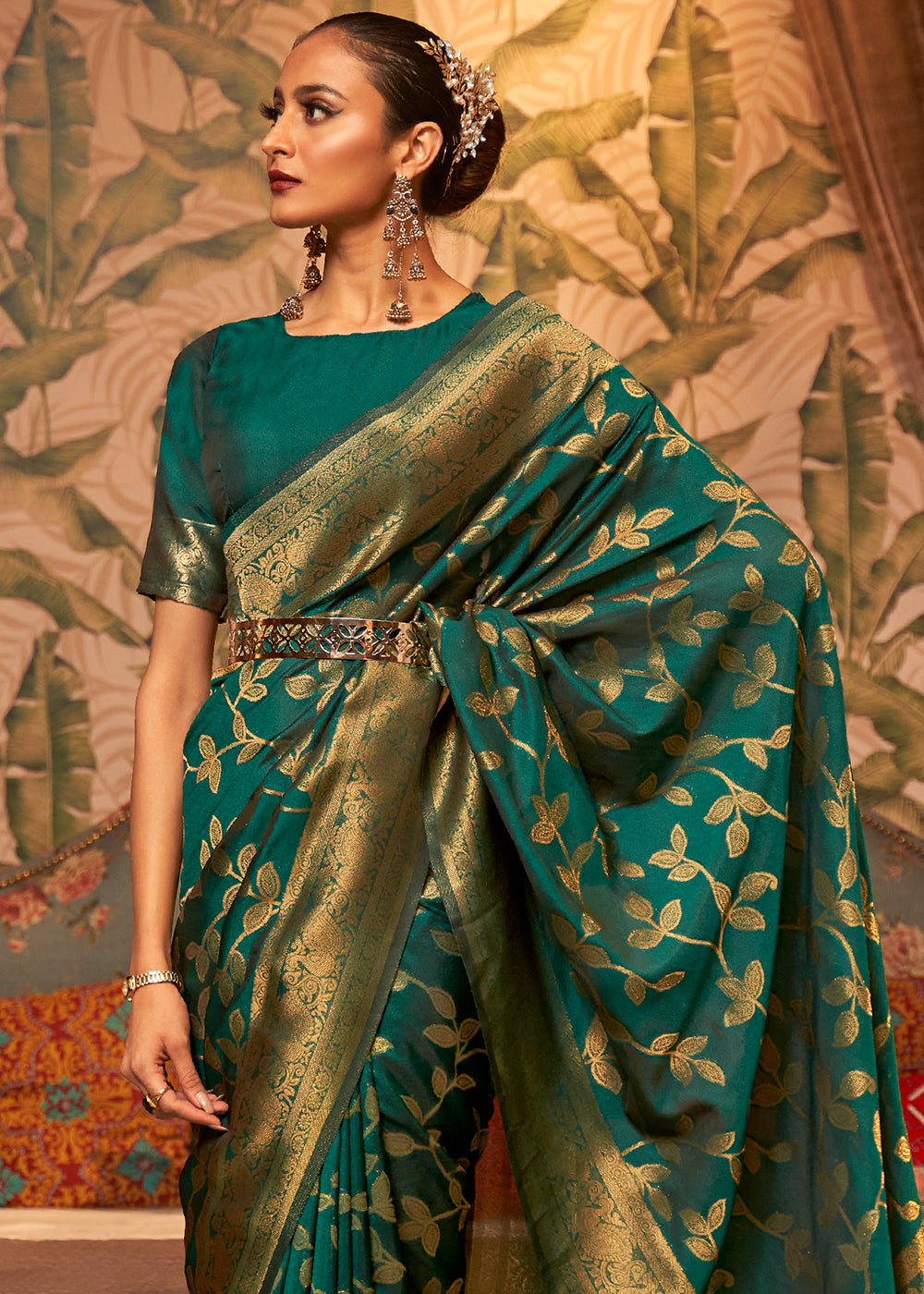 BOTTLE GREEN ZARI WOVEN TWO TONE BANARASI CHINON SILK SAREE