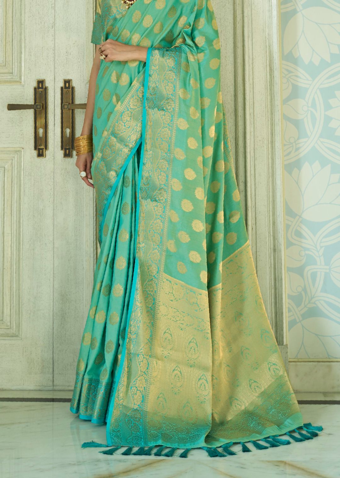 Aqua Blue Woven Handloom Zari Silk Saree