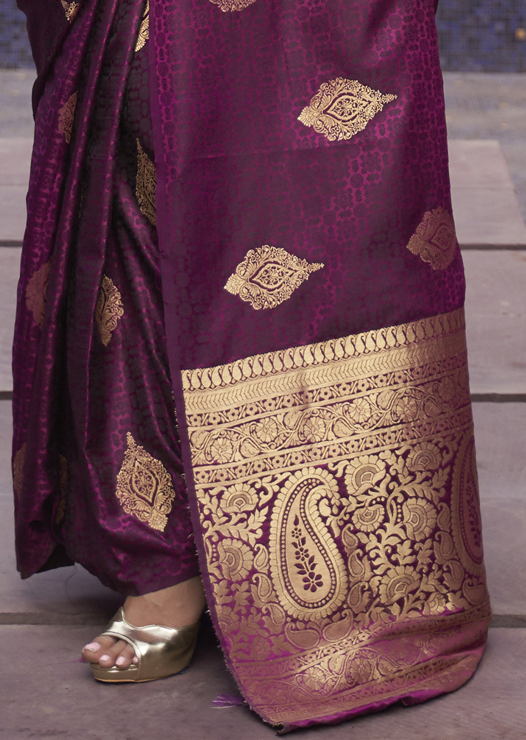 PLUM PURPLE ZARI WOVEN PURE SATIN SILK SAREE