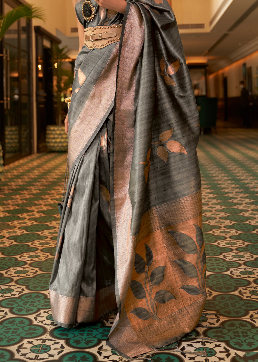 SLATE GRAY COPPER ZARI WOVEN HANDLOOM SILK SAREE