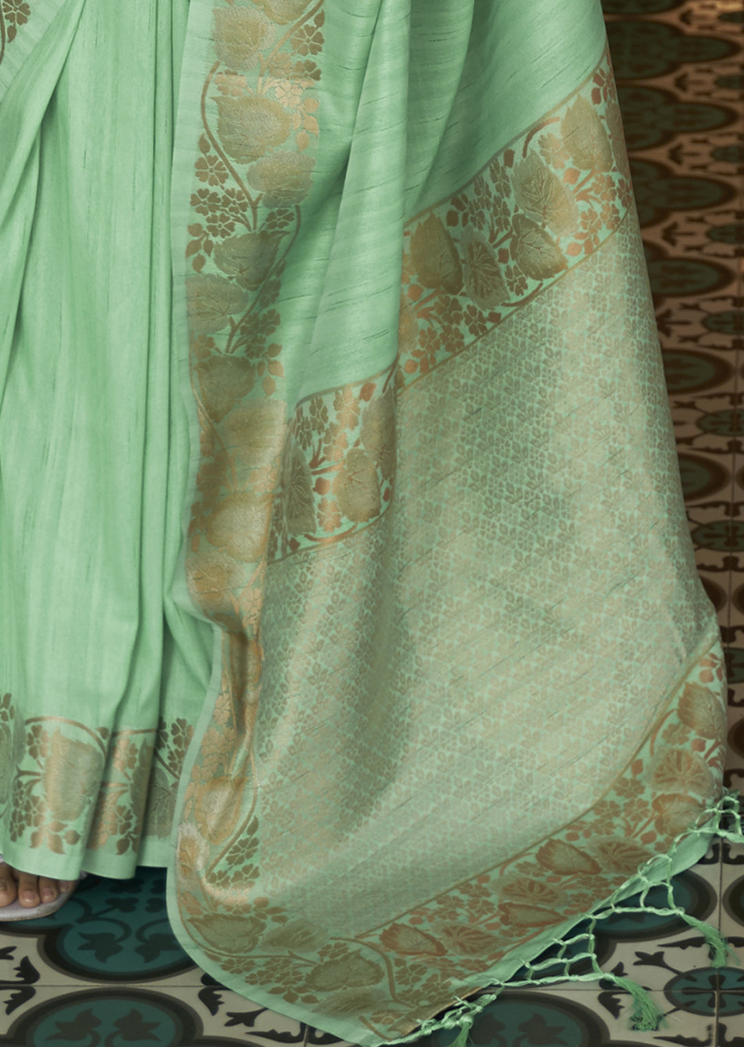 SEAFOAM GREEN ZARI WOVEN HANDLOOM SILK SAREE