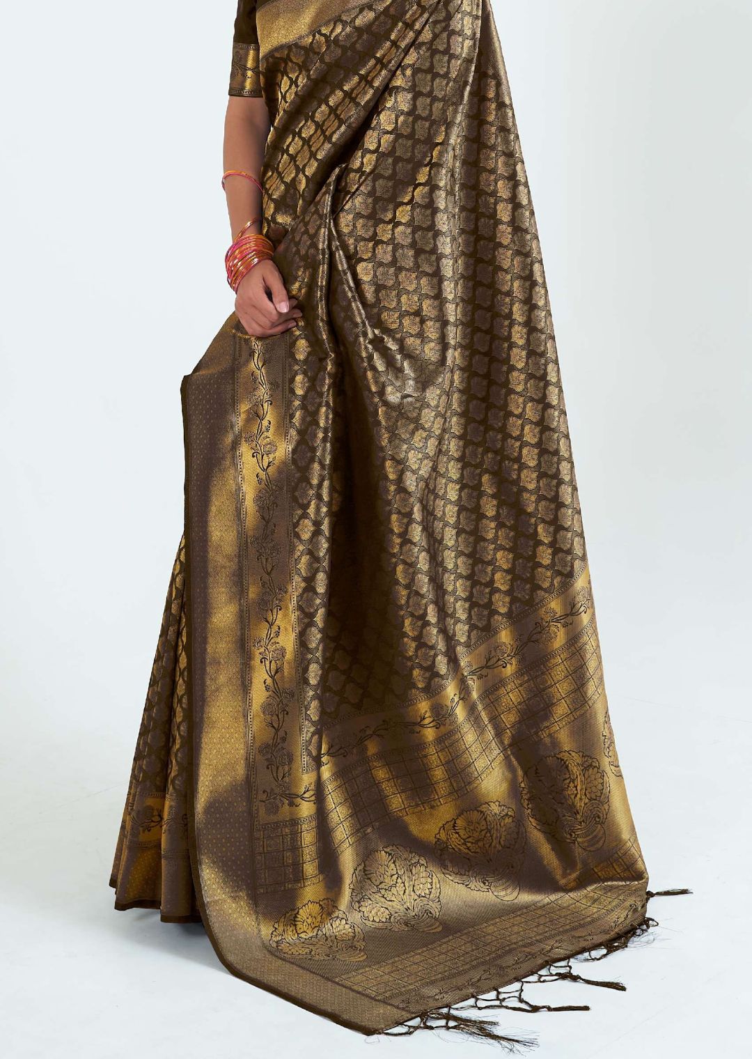 Black Gold Hand Woven Kanjivaram Silk Saree