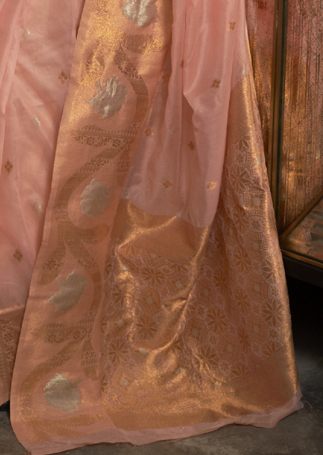 PEACH COPPER ZARI WOVEN PURE HANDLOOM ORGANZA SILK SAREE