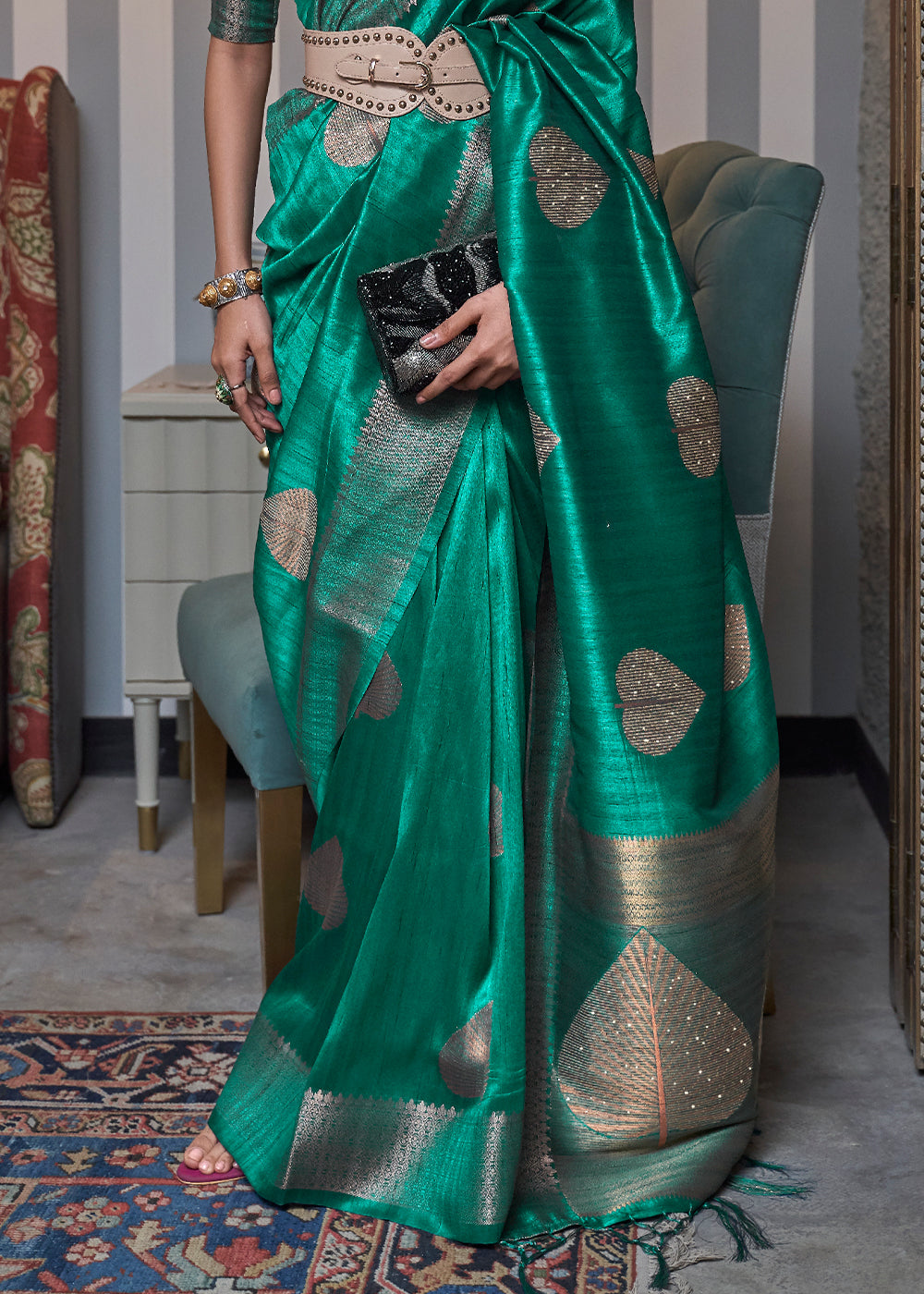 EMERALD GREEN COPPER ZARI WOVEN HANDLOOM BANARASI SILK SAREE