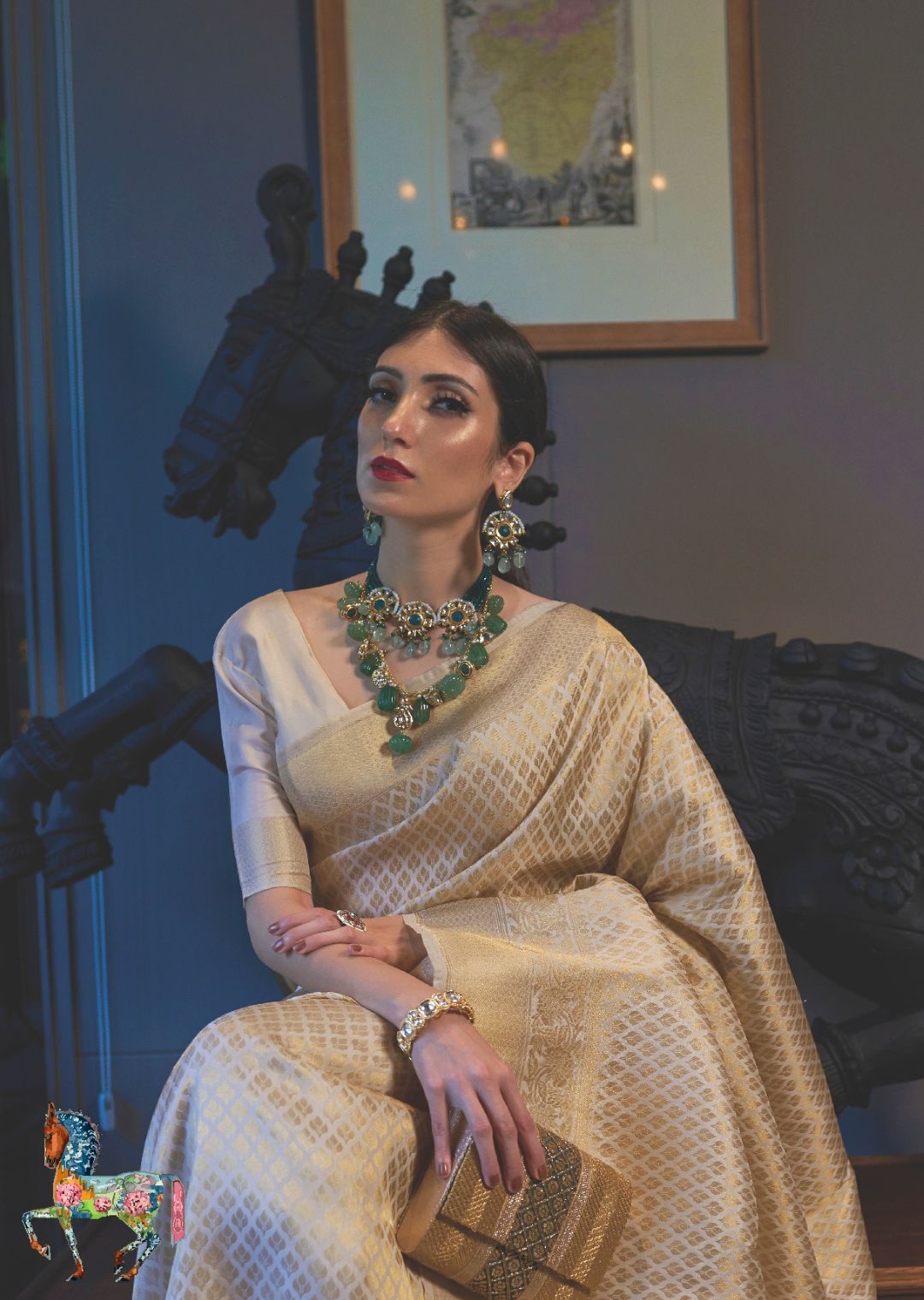 Pearl White Gold Hand Woven Kanjivaram Silk Saree