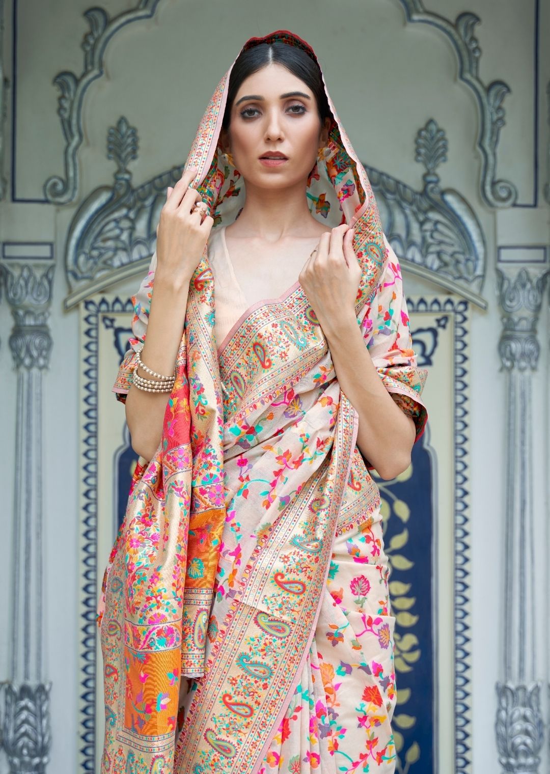 Pearl Off-White Woven Kashmiri Jamewar Silk Saree