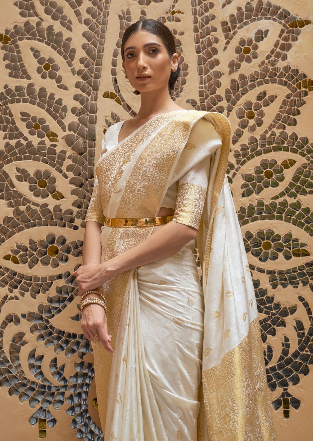 White Woven Handloom Zari Silk Saree