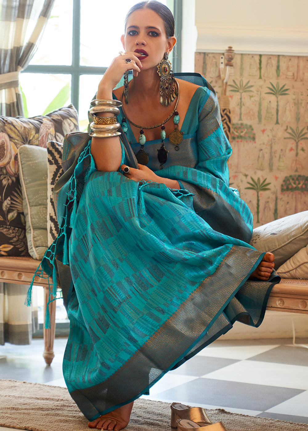 TURQUOISE BLUE WOVEN PURE HANDLOOM TWO TONE ORGANZA SILK SAREE