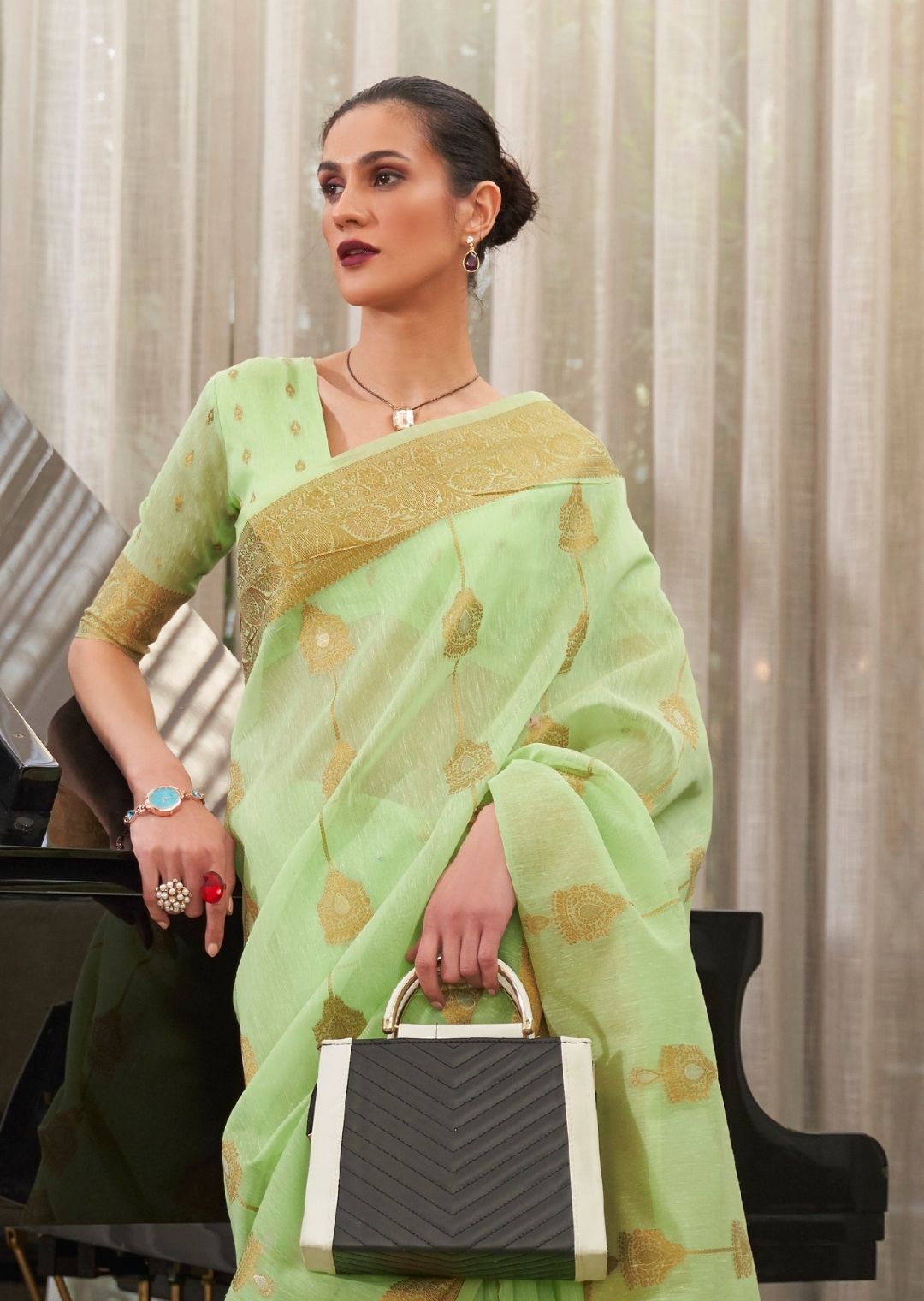 Mint Green Zari Woven Pure Handloom Linen Saree