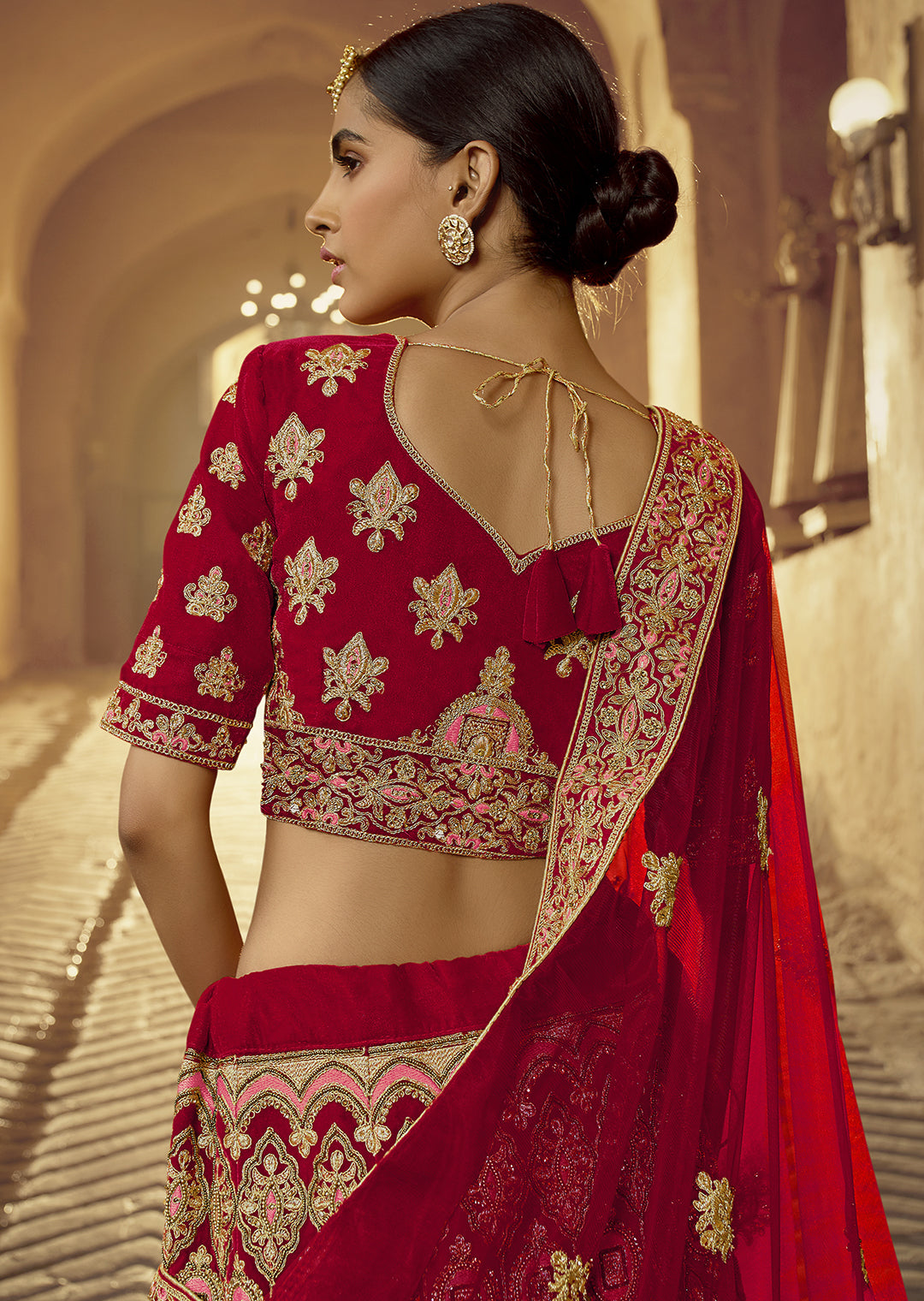 RED HEAVY ZARI EMBROIDERED PREMIUM VELVET DESIGNER BRIDAL LEHENGA