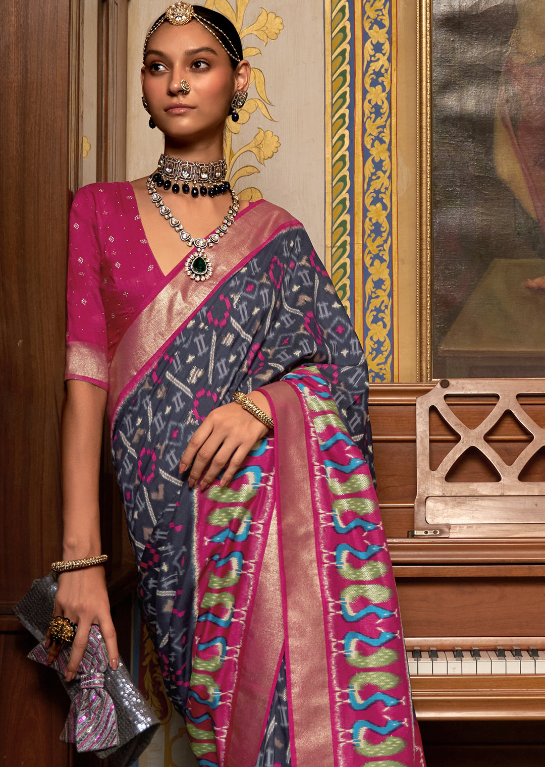 MIDNIGHT BLUE WOVEN PATOLA SILK SAREE