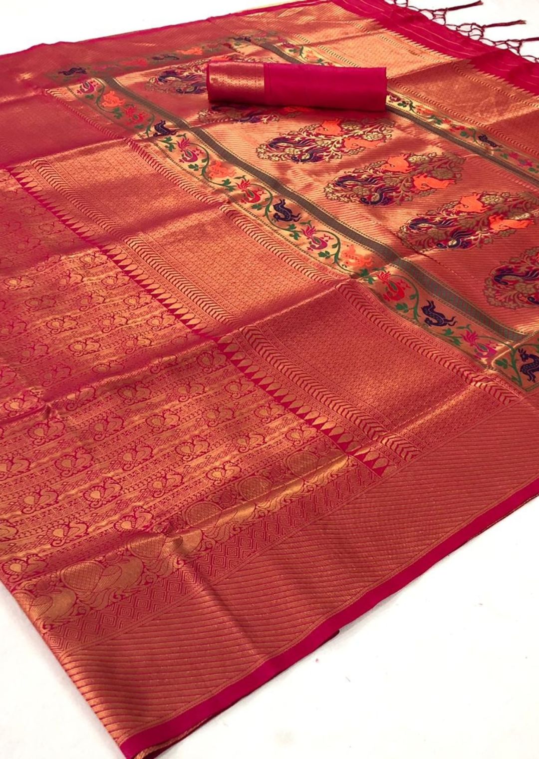 Hot Pink Hand Woven Kanjivaram Silk Saree