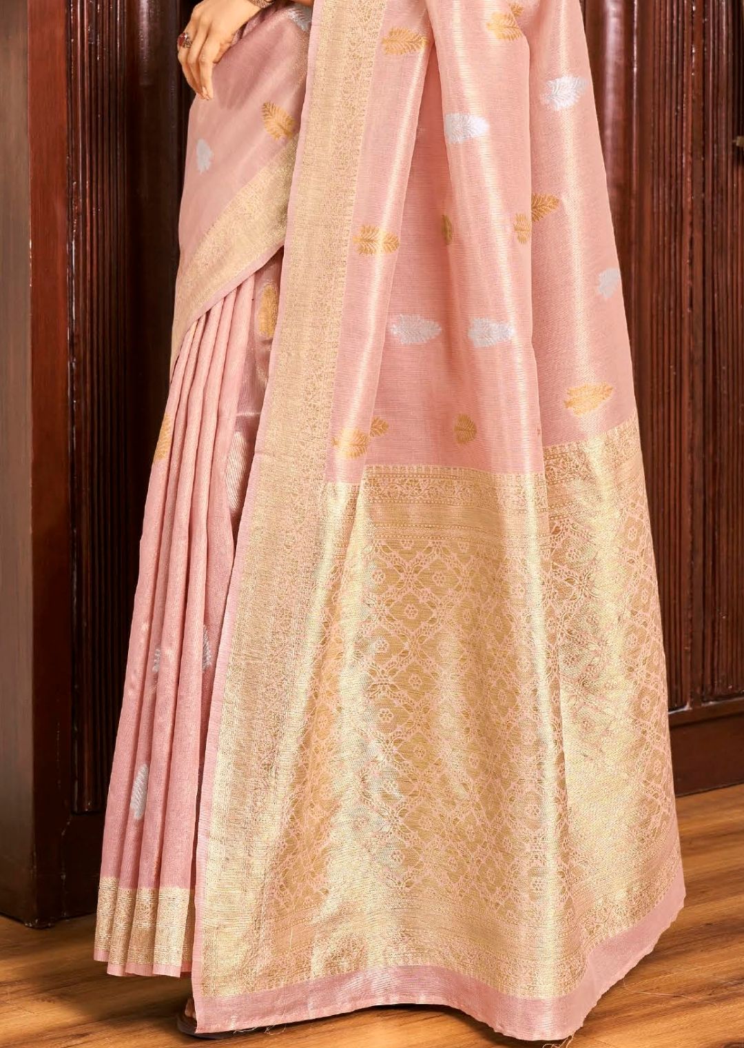 Golden Light Marvelous Pink Zari Woven Pure Handloom Linen Silk Saree